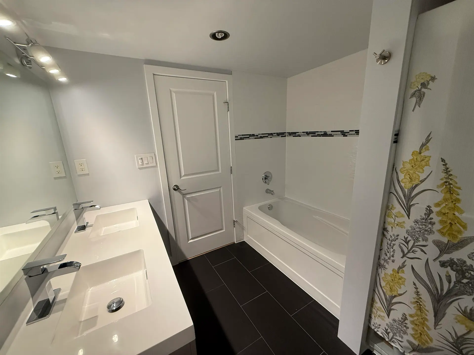 #1008 9188 Hemlock Drive - Image 10