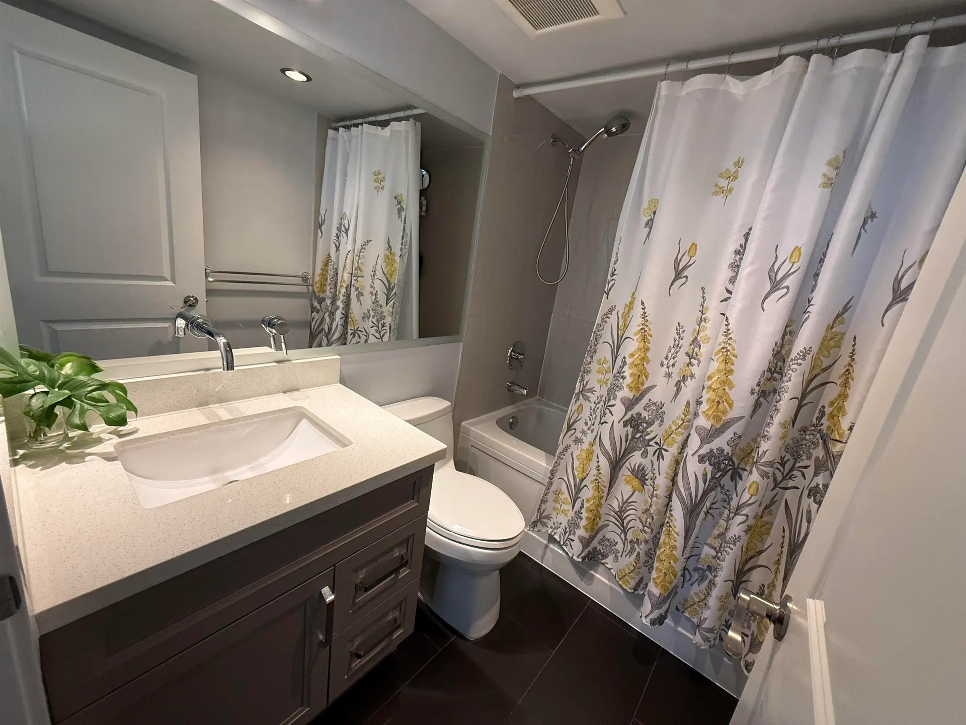 #1008 9188 Hemlock Drive - Image 15