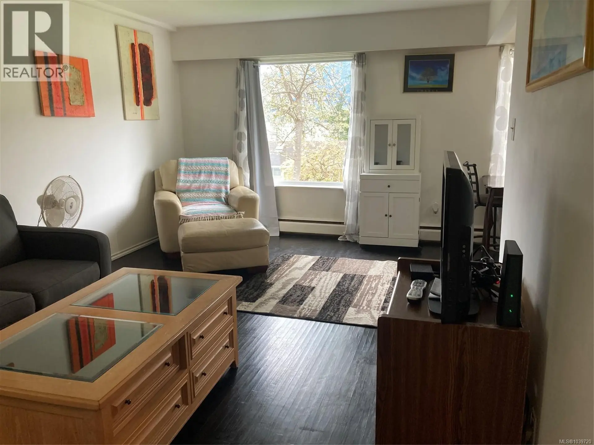 #405 1083 Maquinna Ave - Image 2