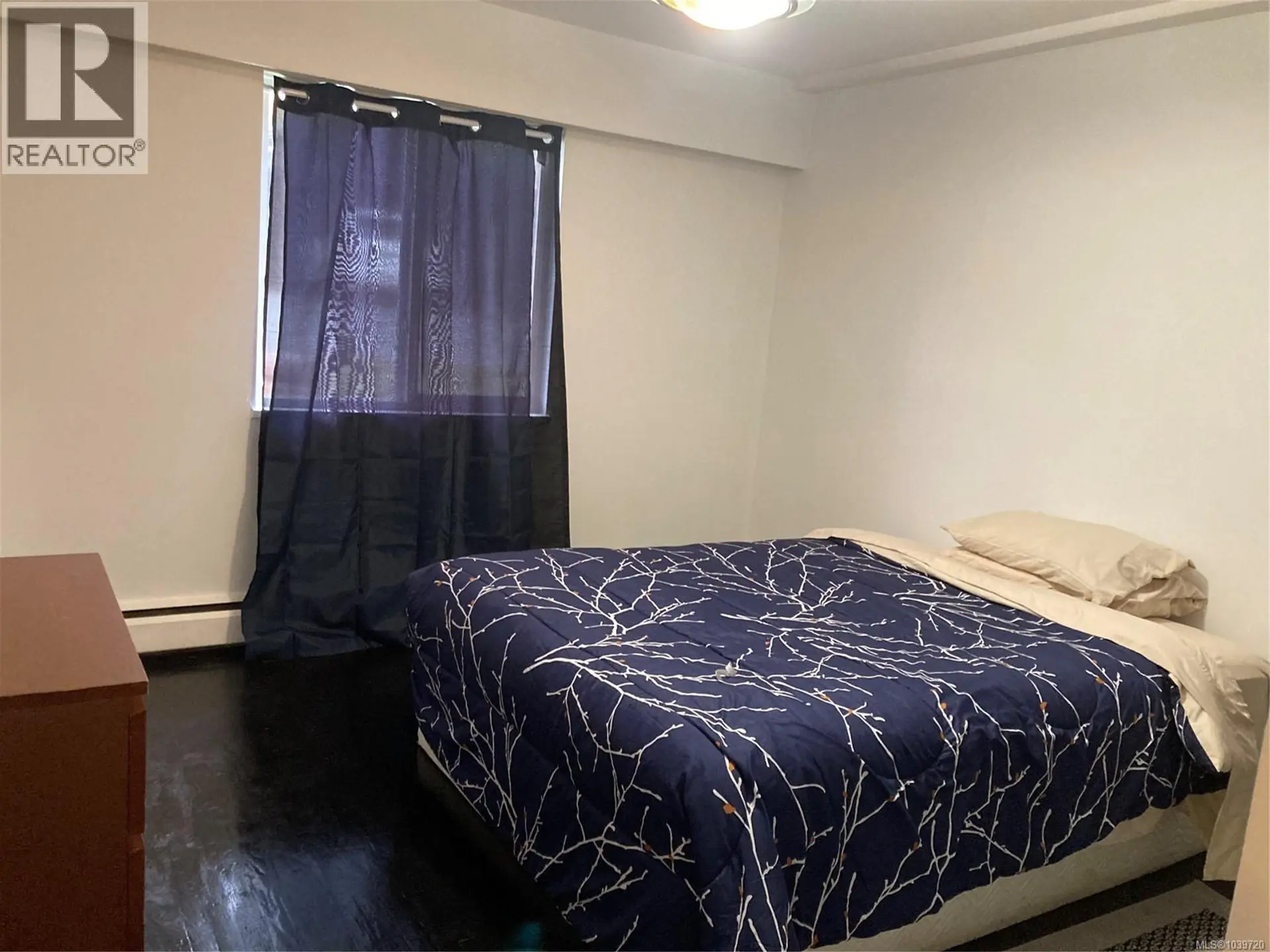 #405 1083 Maquinna Ave - Image 4