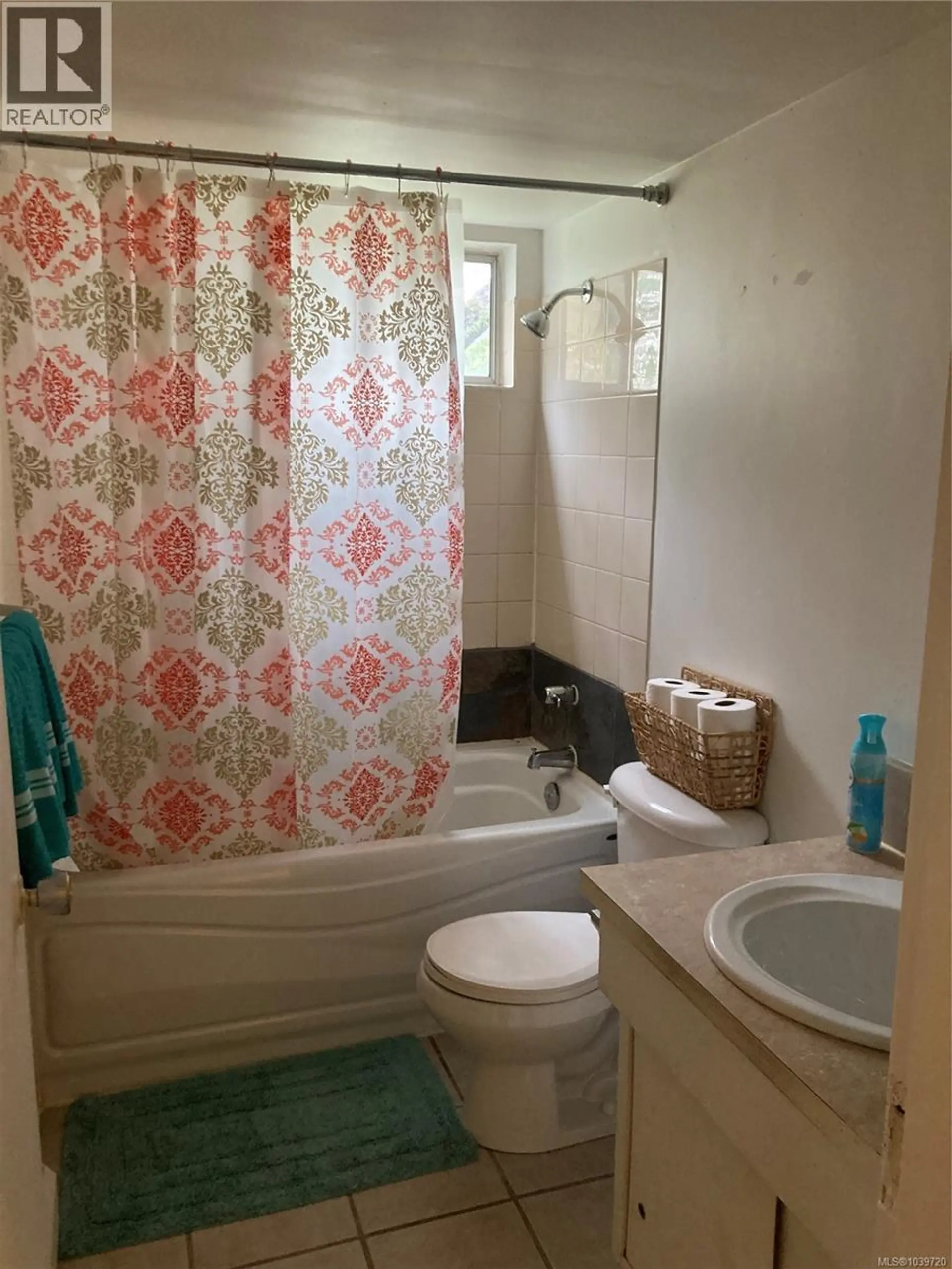 #405 1083 Maquinna Ave - Image 5