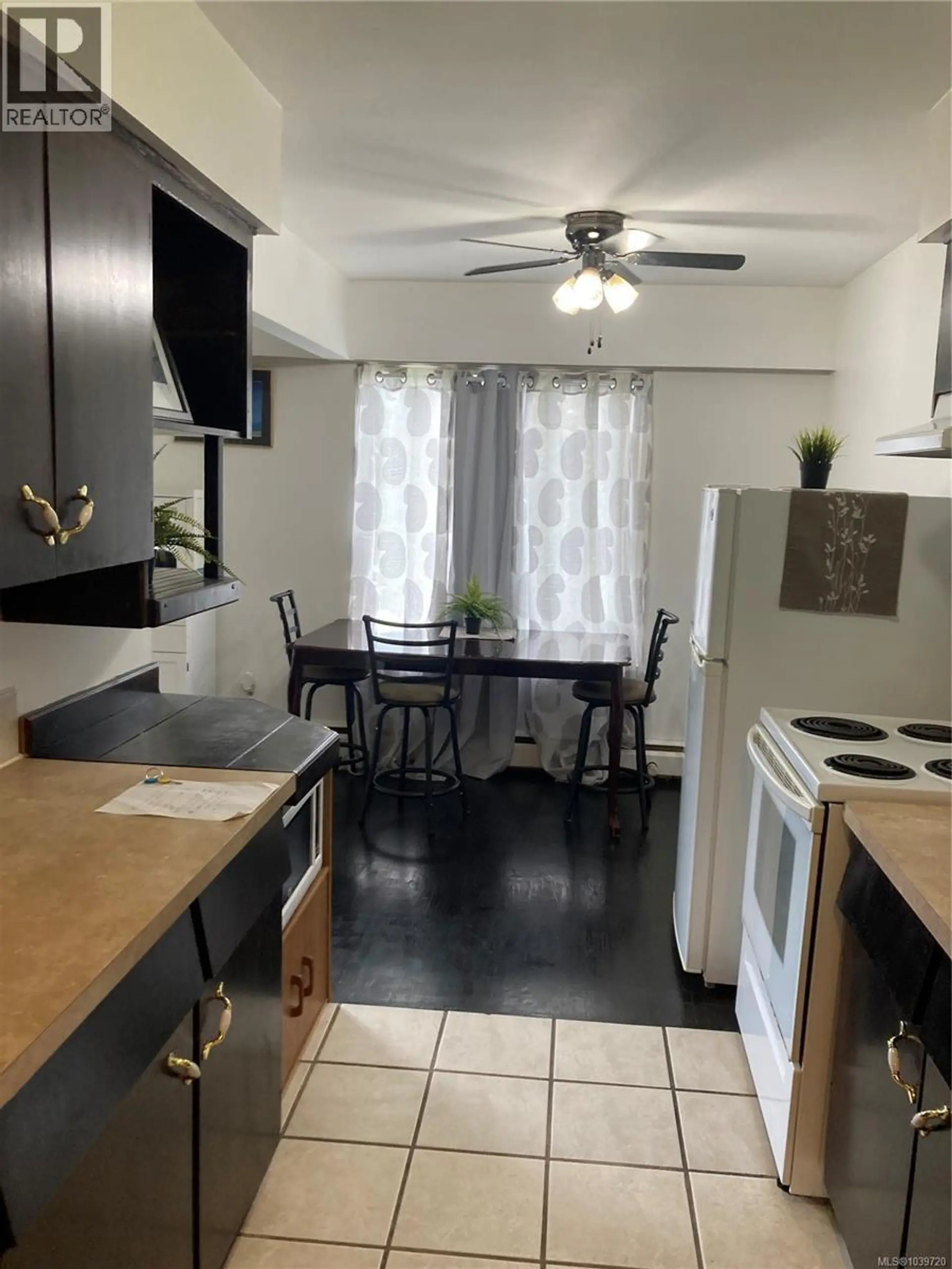 #405 1083 Maquinna Ave - Image 6