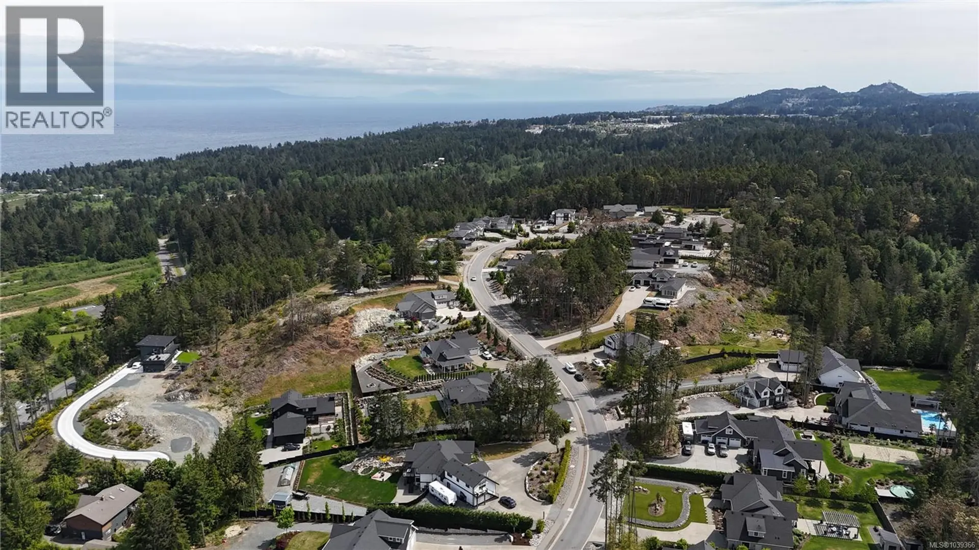 6671 Harwood Rd - Image 6