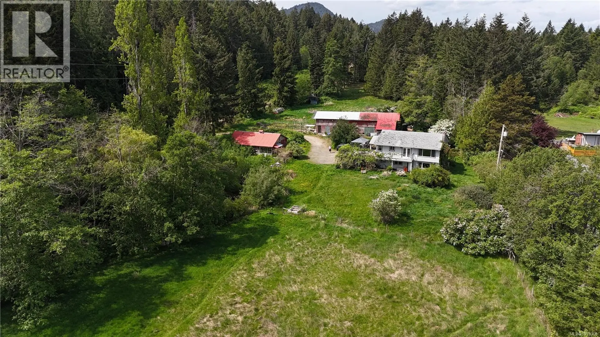 6671 Harwood Rd - Image 10