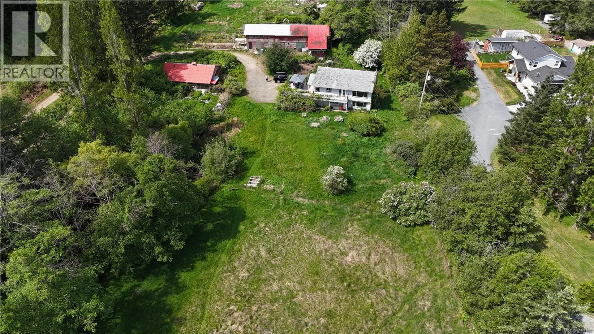 6671 Harwood Rd - Image 9