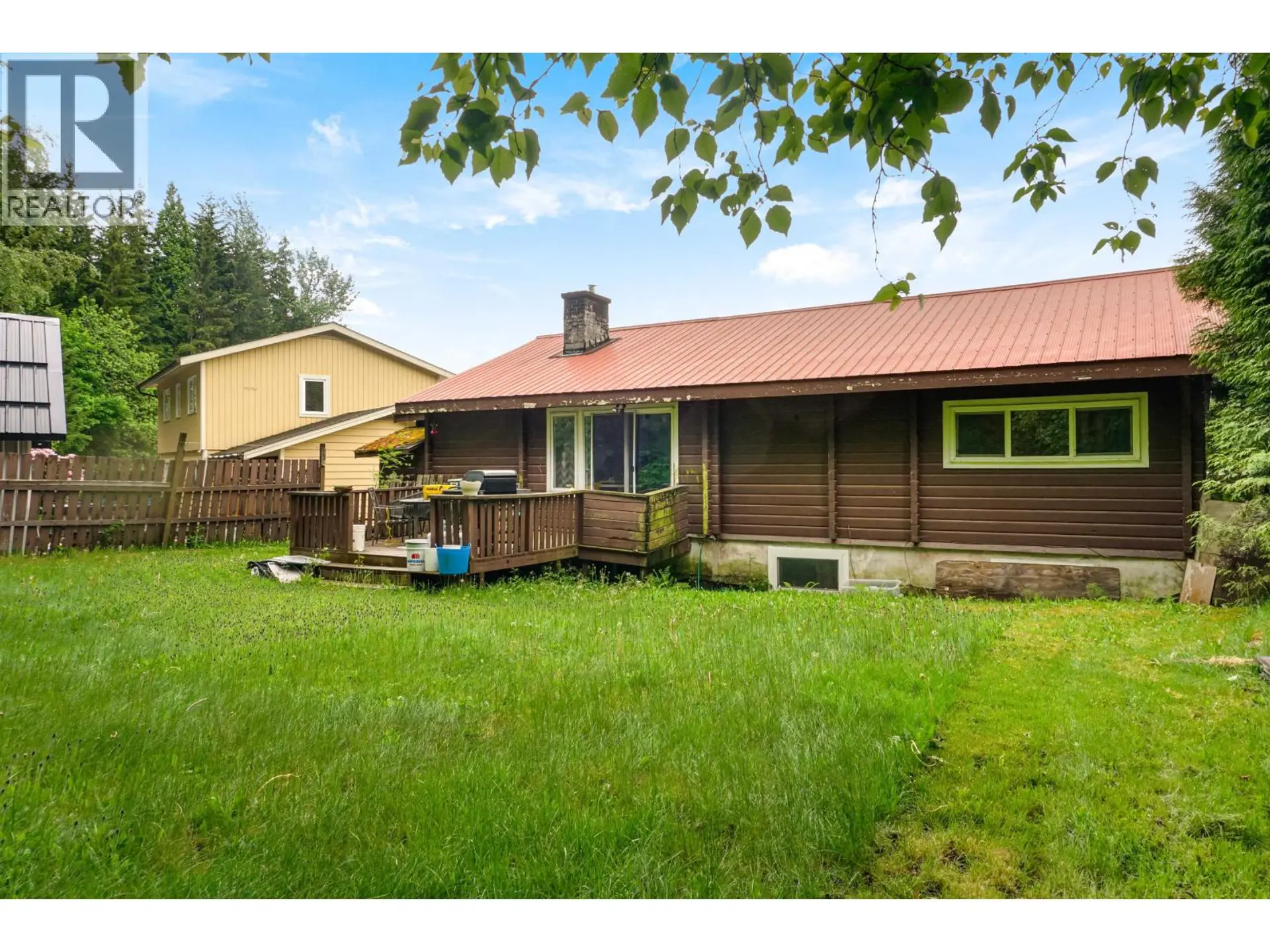 48 CAPILANO STREET - Image 4