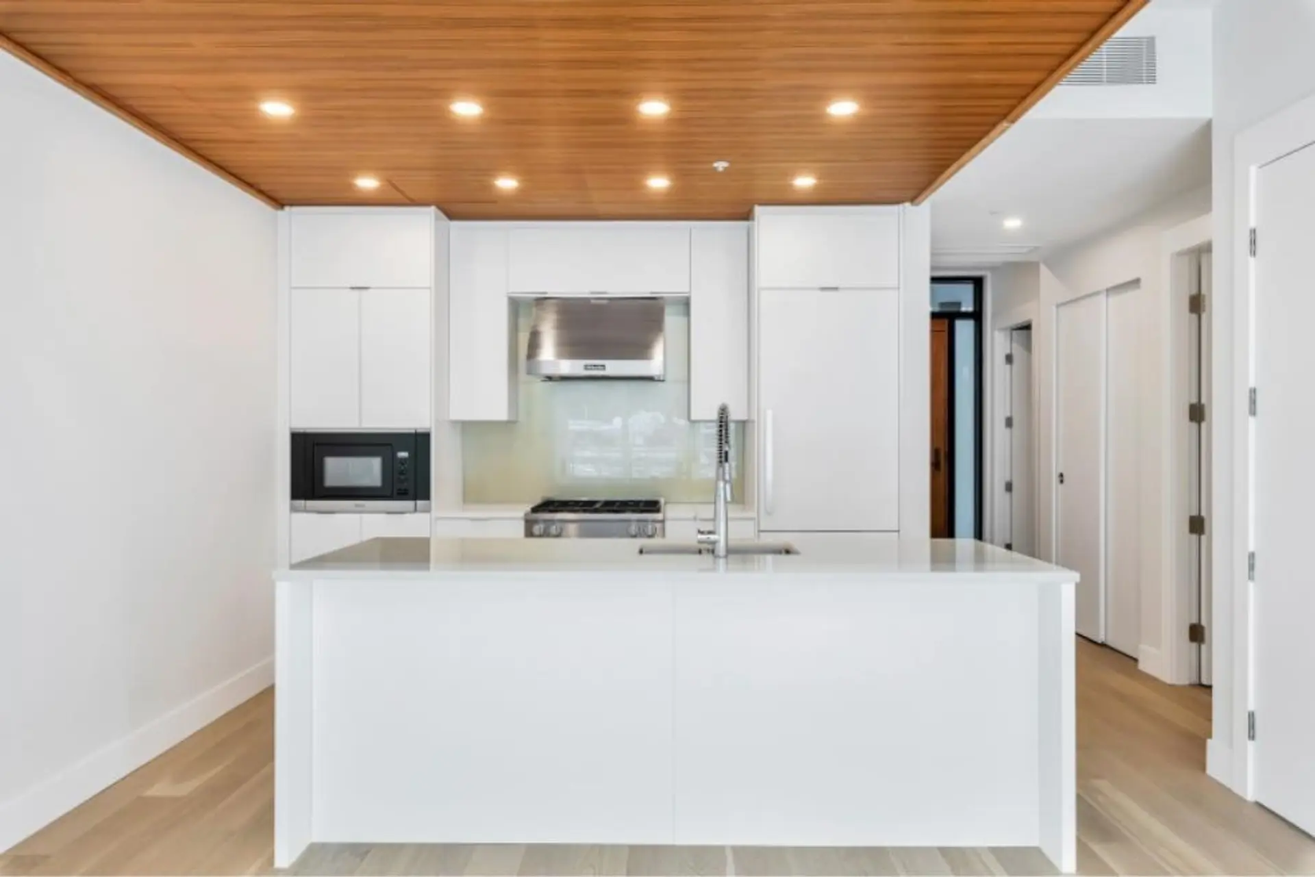 #205 6707 Nelson Avenue - Image 5