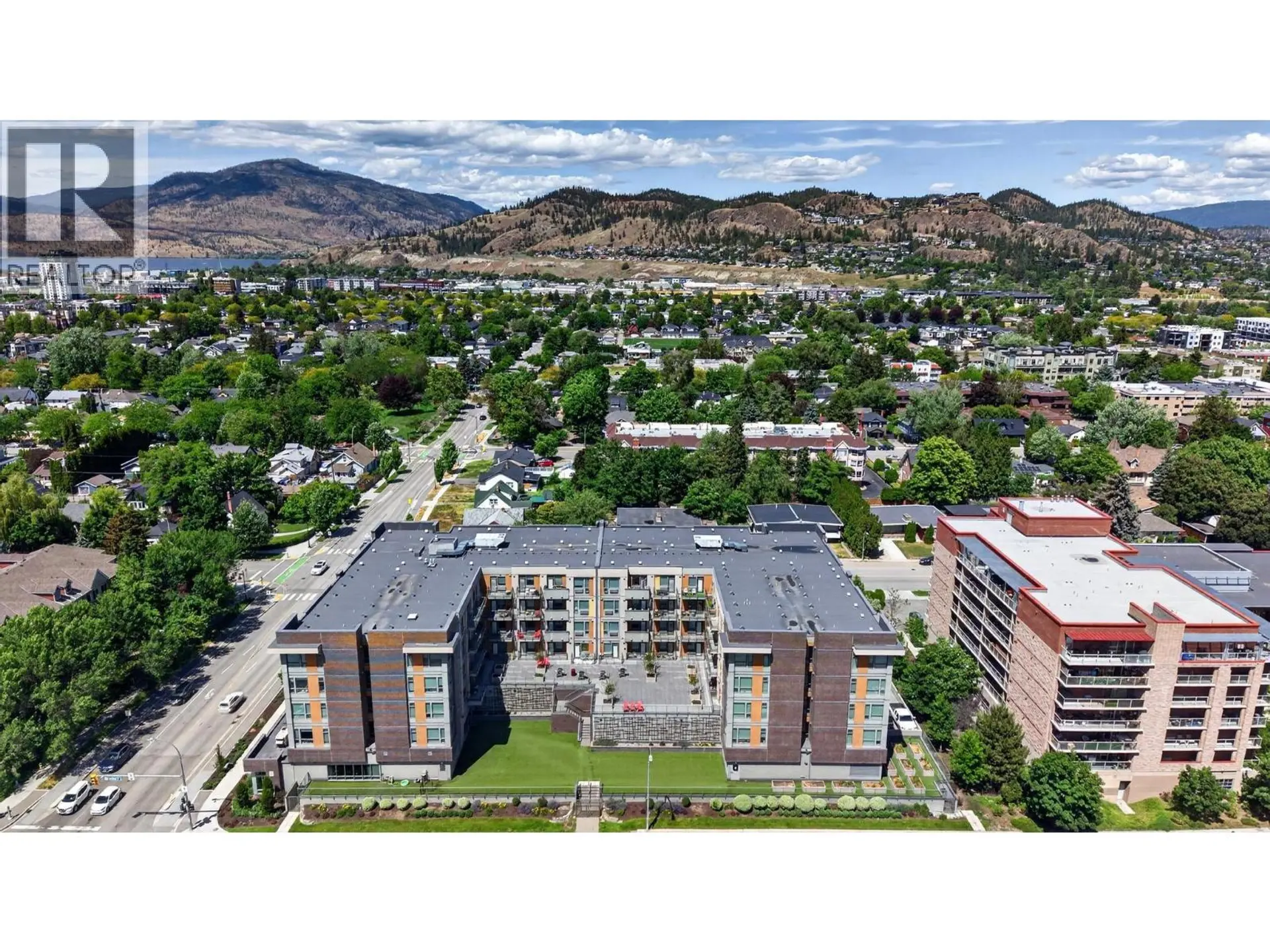 Property at #424 925 Leon Avenue, Kelowna, BC