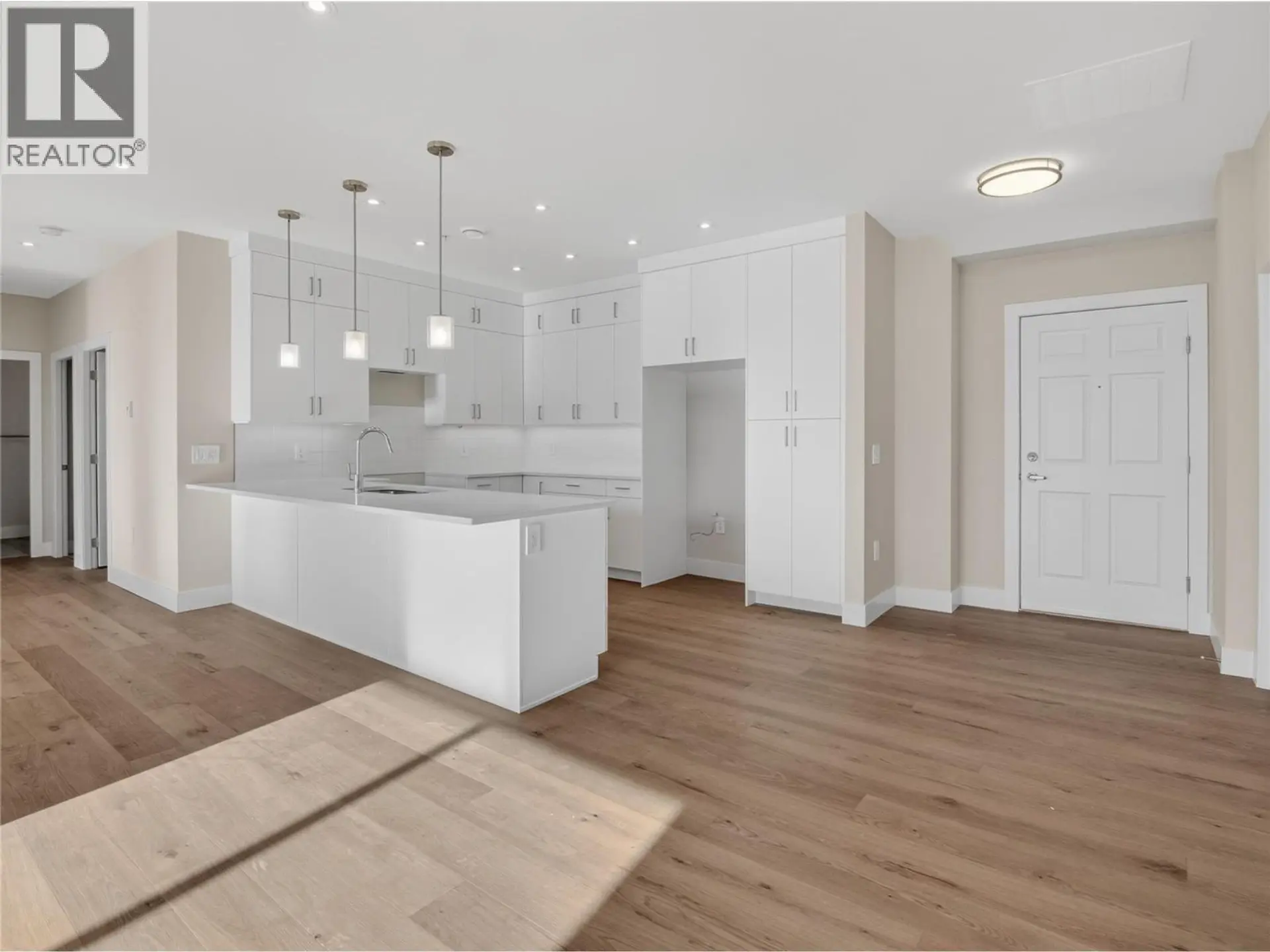 Property at #1303 3362 SKAHA LAKE Road, Penticton, BC