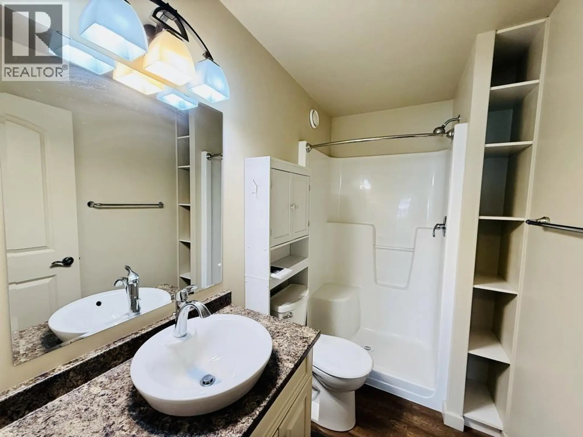#2 3664 THIRD AVENUE - Image 18