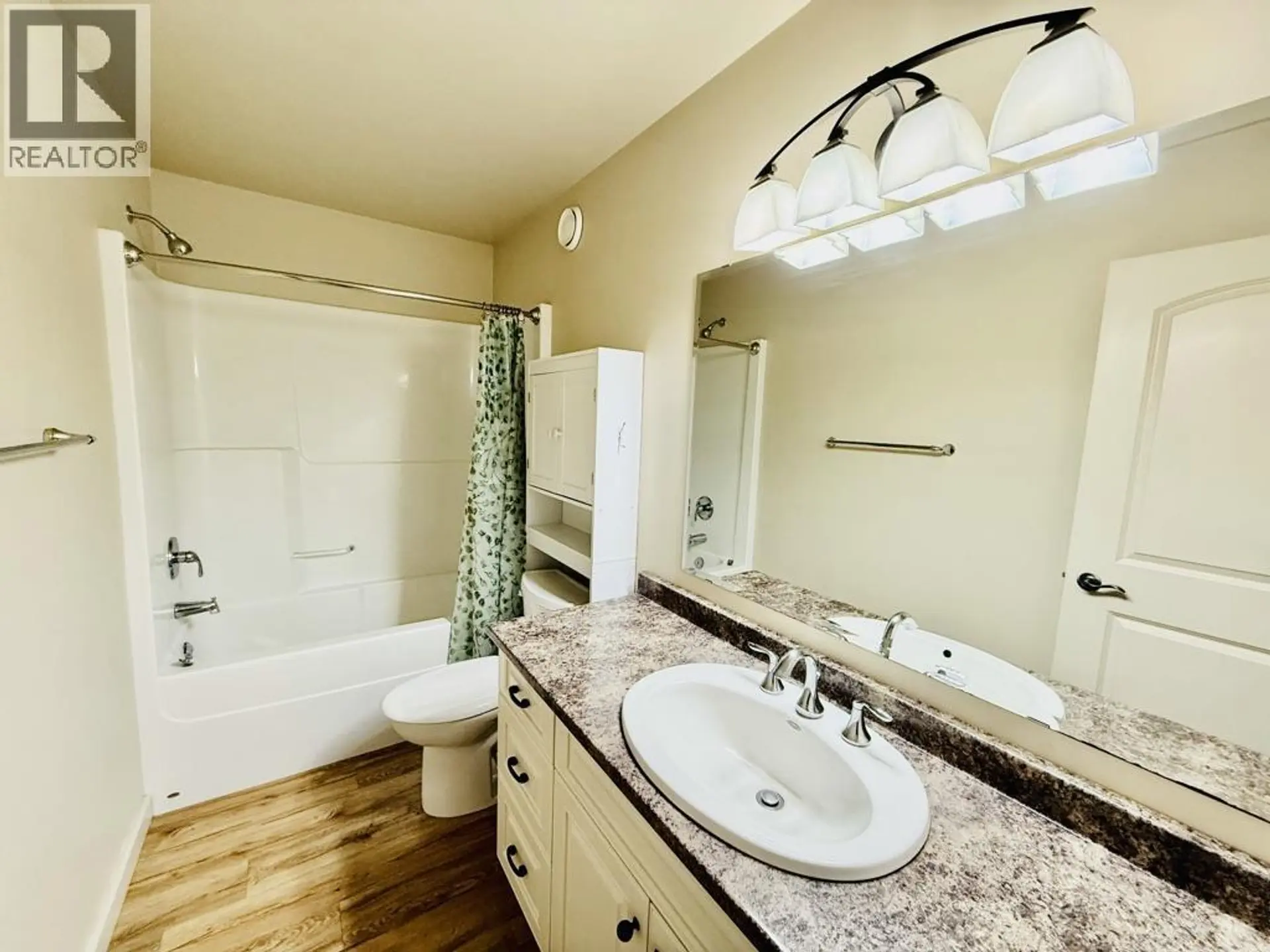 #2 3664 THIRD AVENUE - Image 12