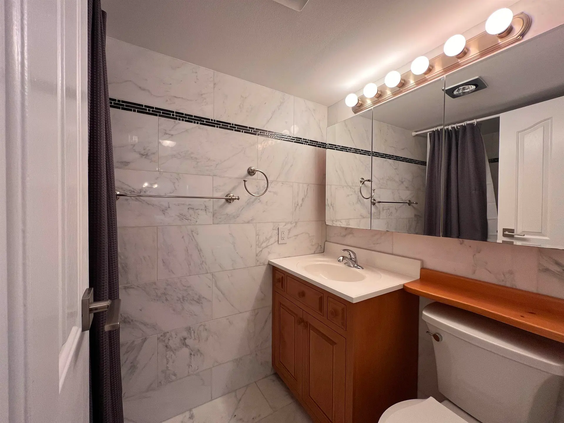 #902 710 Seventh Avenue - Image 10