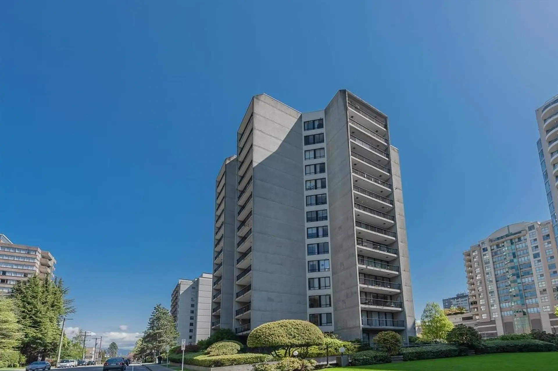 #902 710 Seventh Avenue - Image 18