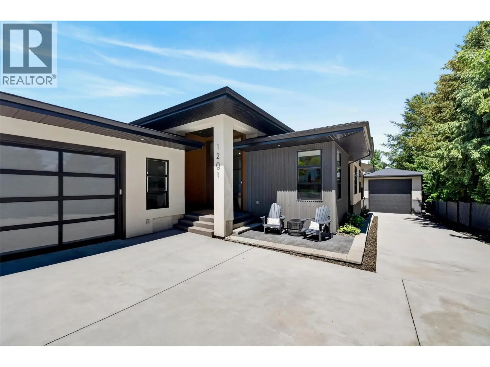 Property at 1201 20 Avenue SW, Salmon Arm, BC