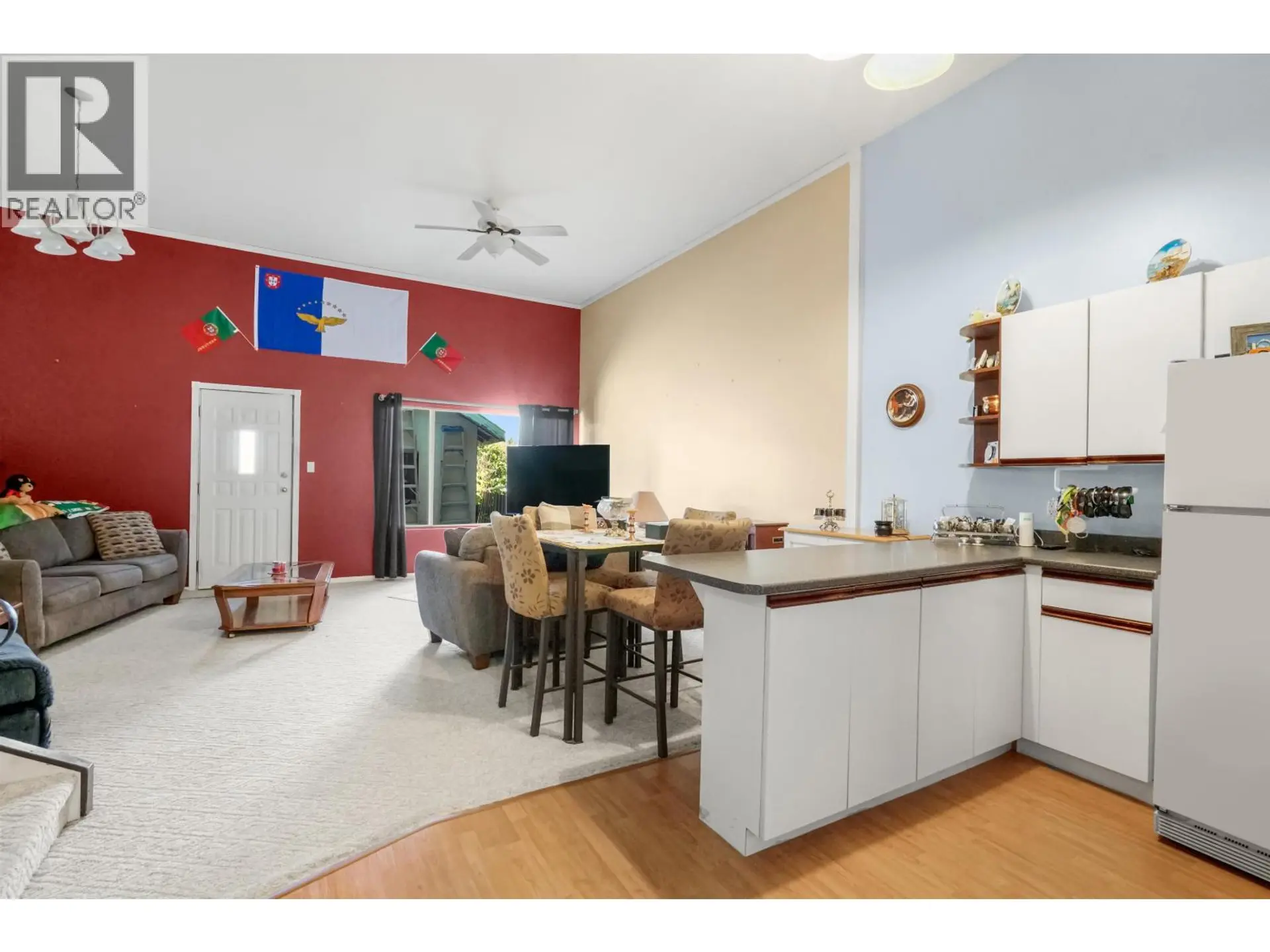#21 486 QUATSINO BOULEVARD - Image 4