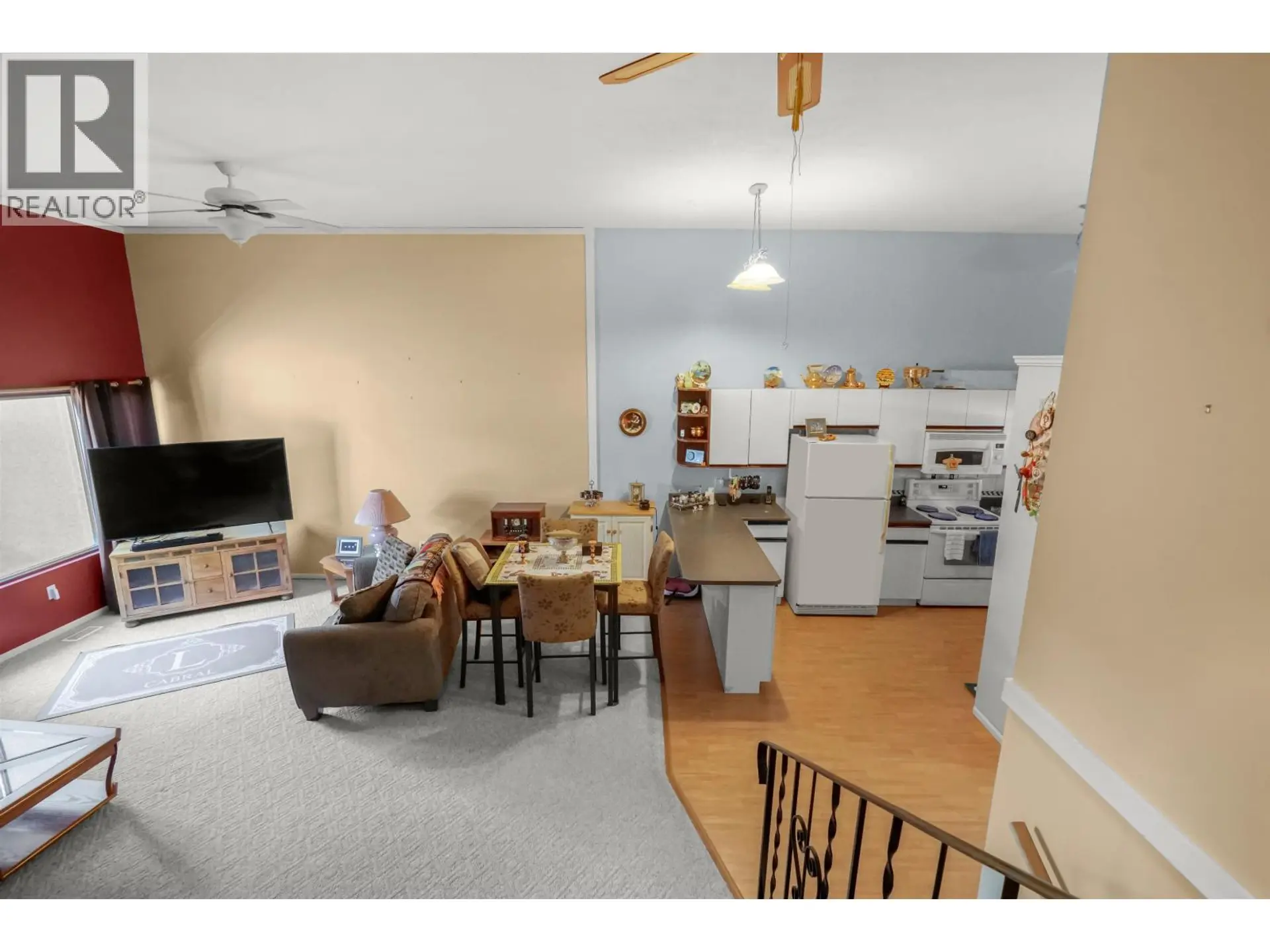 #21 486 QUATSINO BOULEVARD - Image 2