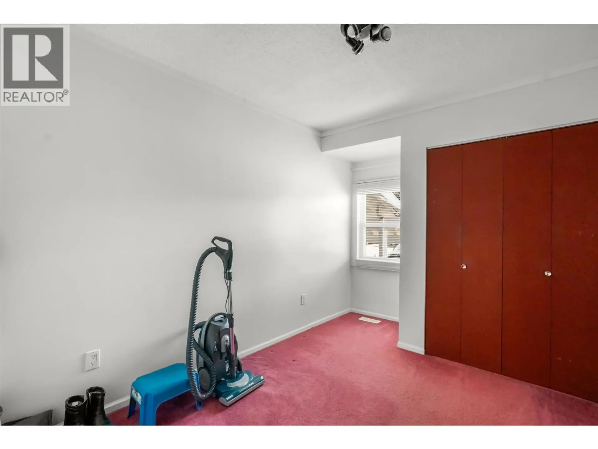 #21 486 QUATSINO BOULEVARD - Image 11