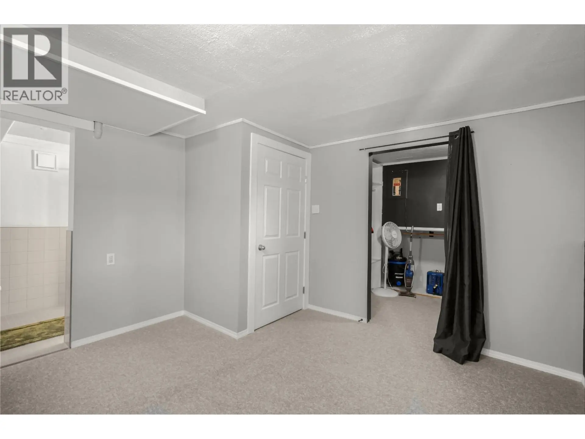 #21 486 QUATSINO BOULEVARD - Image 12
