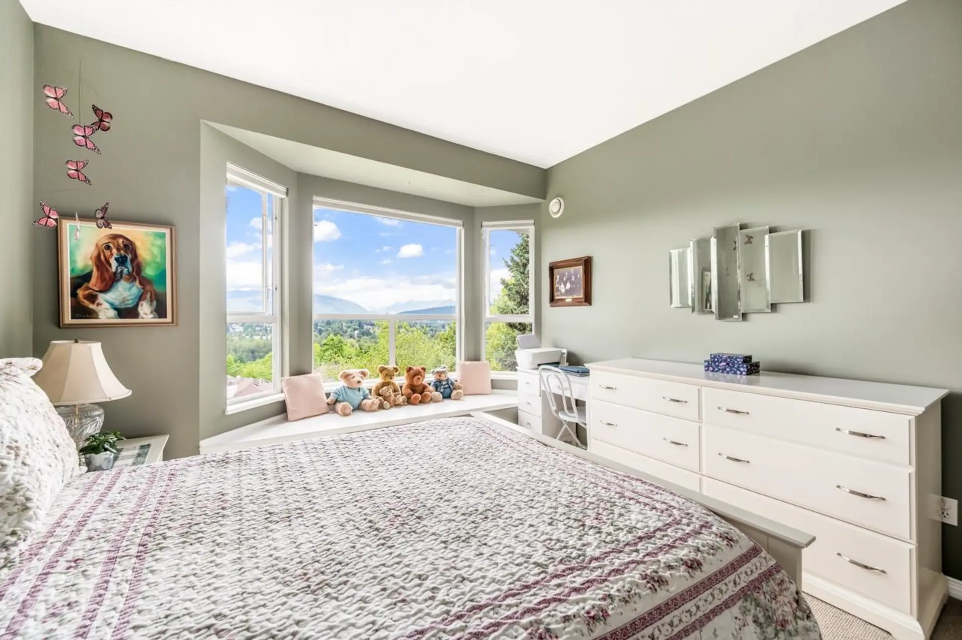 #406 5280 Oakmount Crescent - Image 2