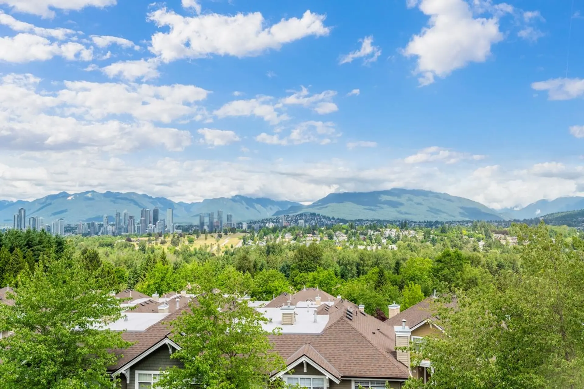 #406 5280 Oakmount Crescent - Image 14