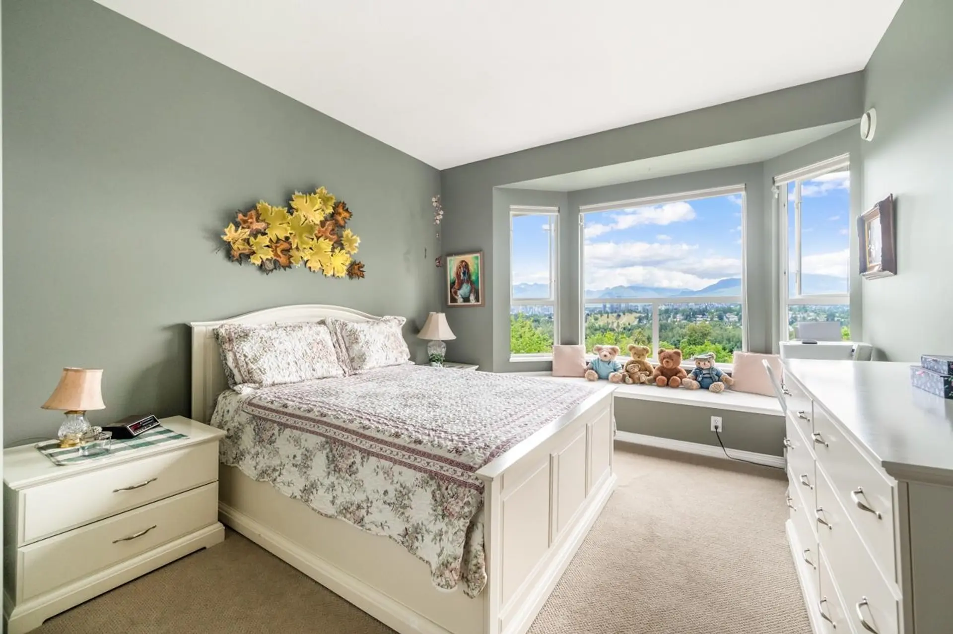 #406 5280 Oakmount Crescent - Image 8