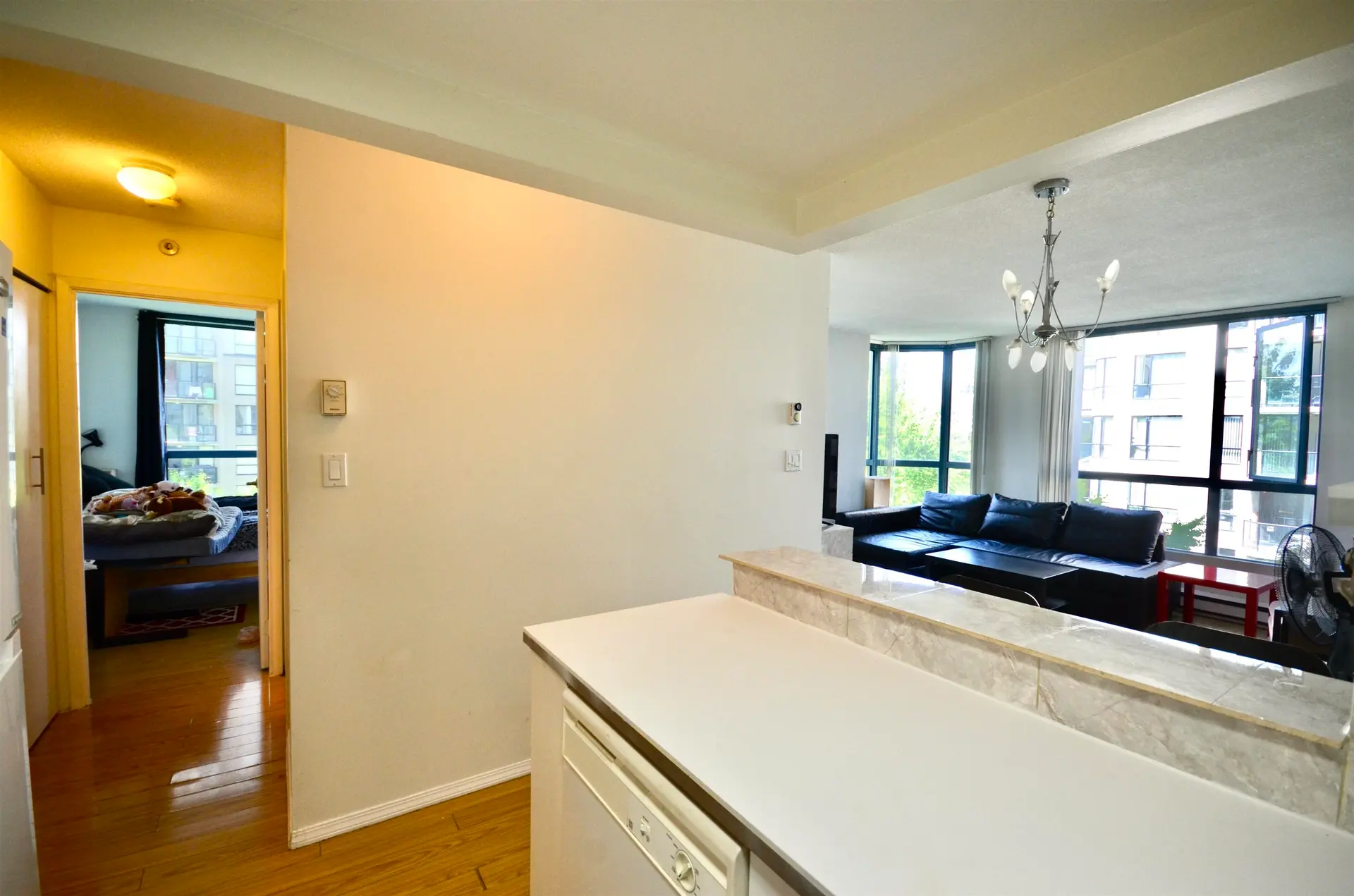 #505 828 Agnes Street - Image 9