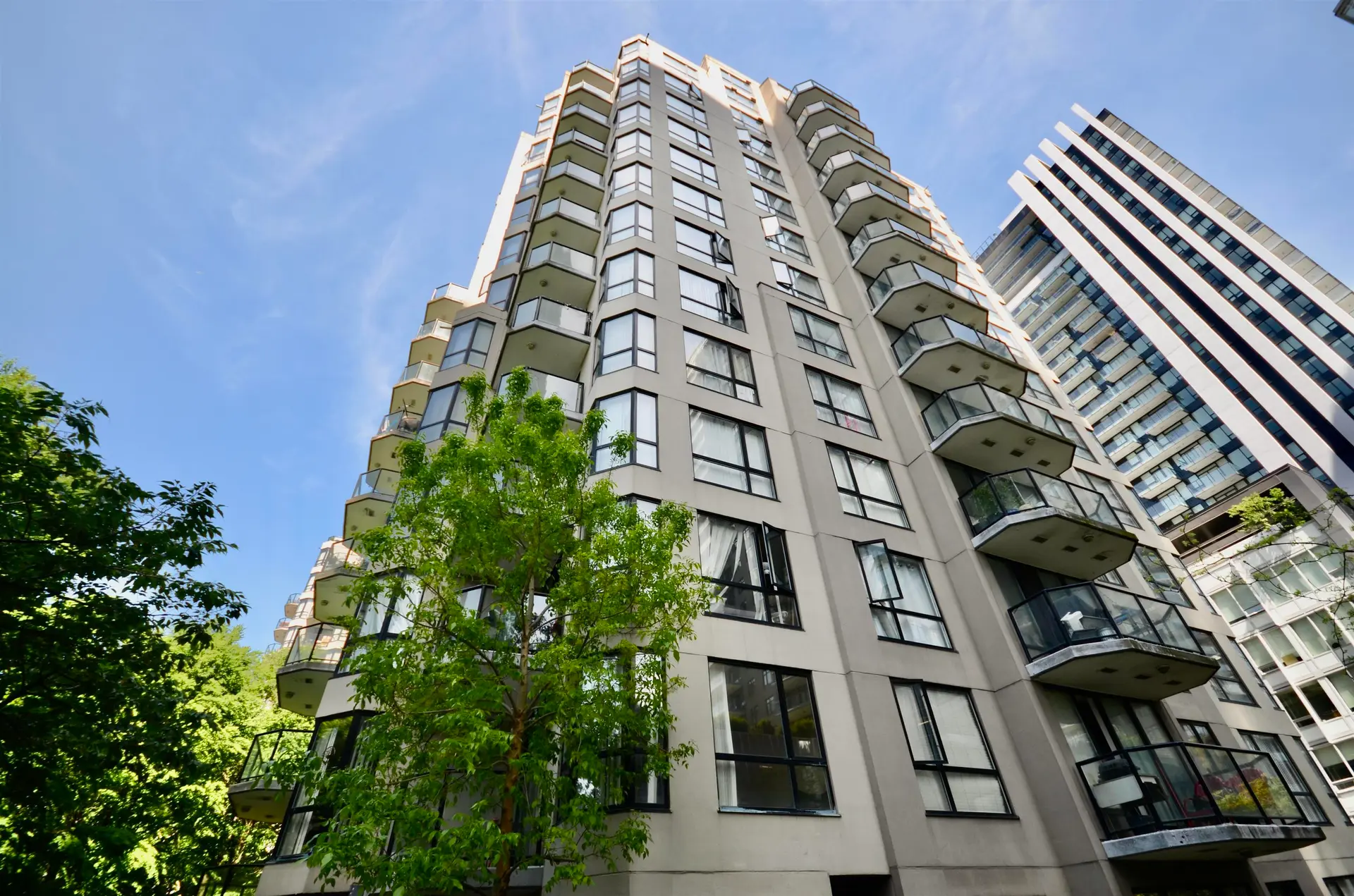 #505 828 Agnes Street - Image 4