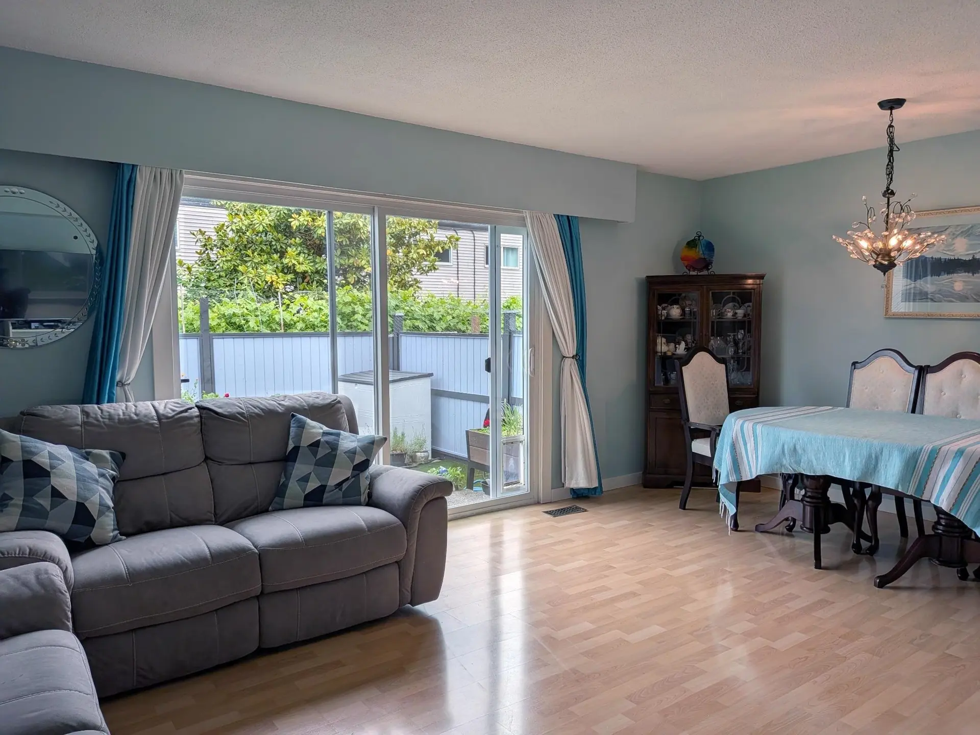 #114 32880 Bevan Way - Image 9