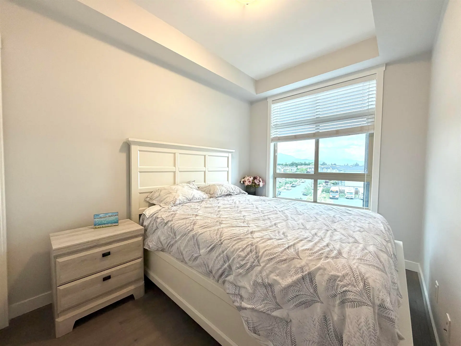 #403 45562 Airport Road - Image 9