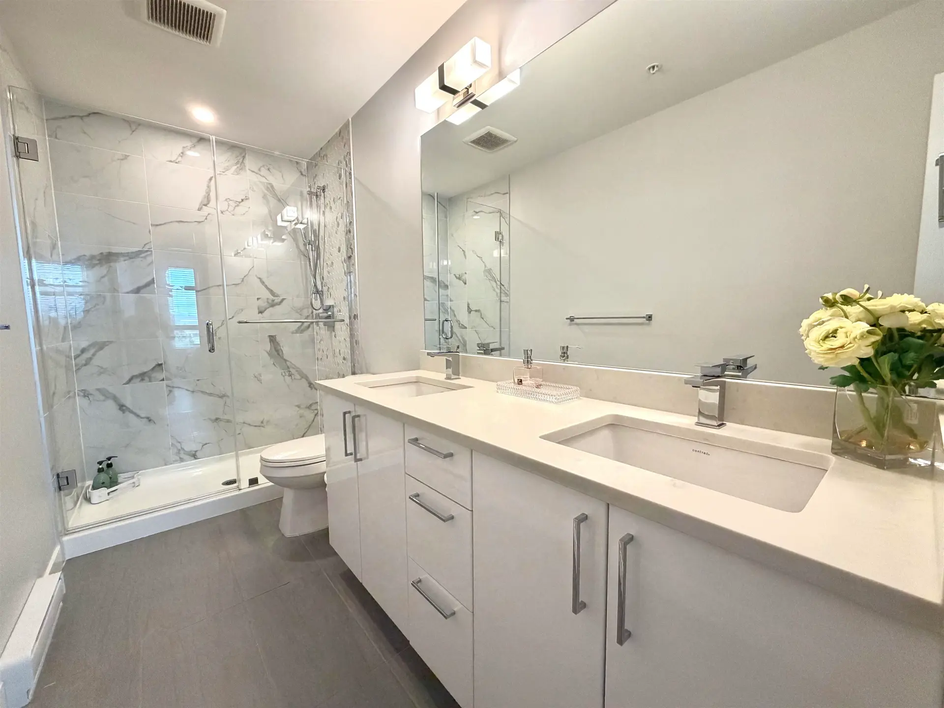 #403 45562 Airport Road - Image 8