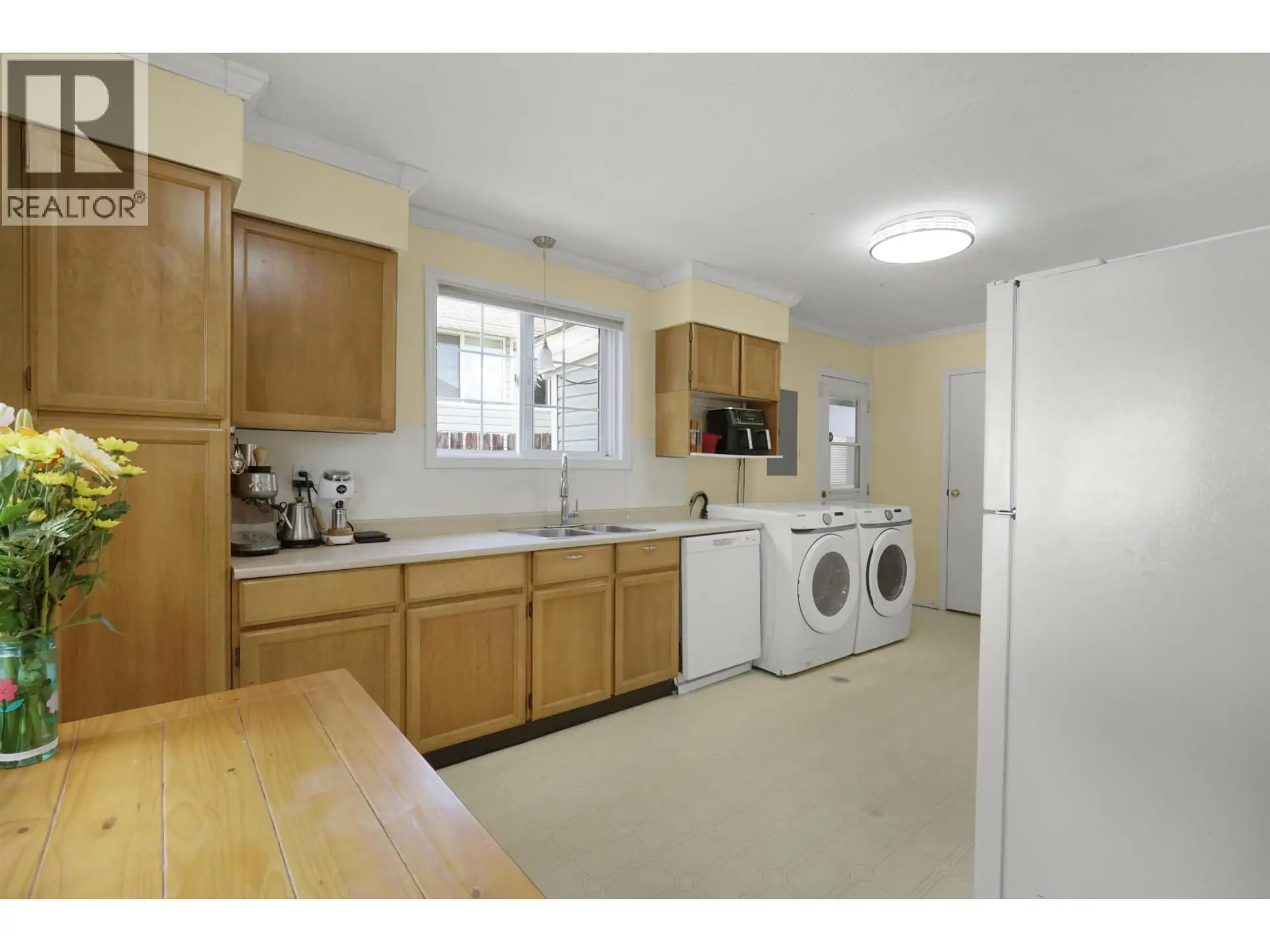 16 CAPILANO STREET - Image 6