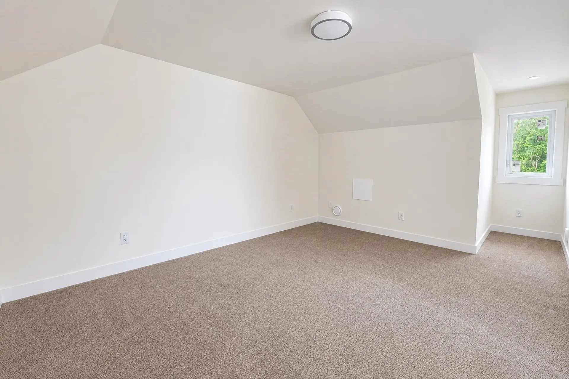 #1 548 Park Street - Image 9