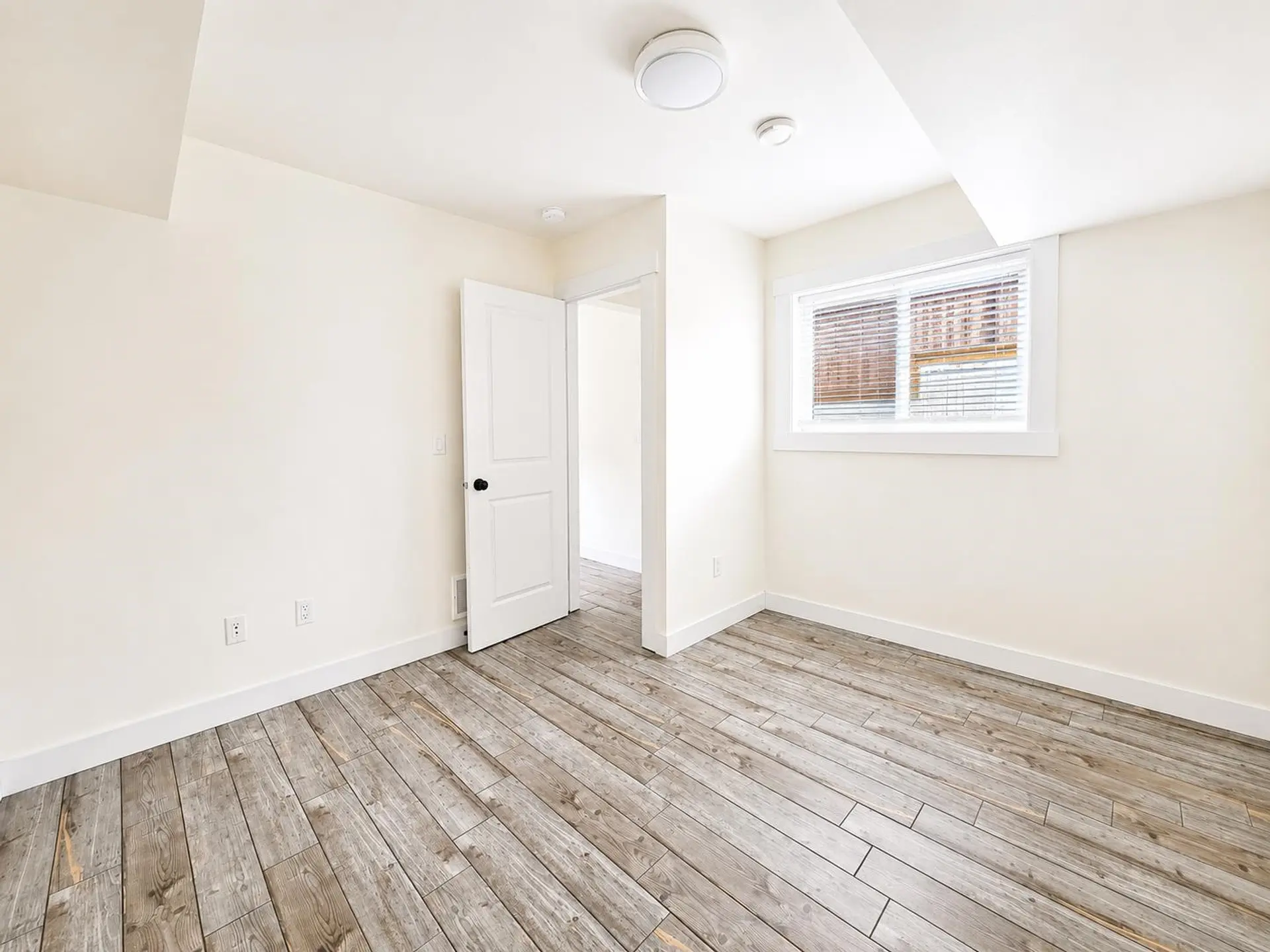 #1 548 Park Street - Image 10