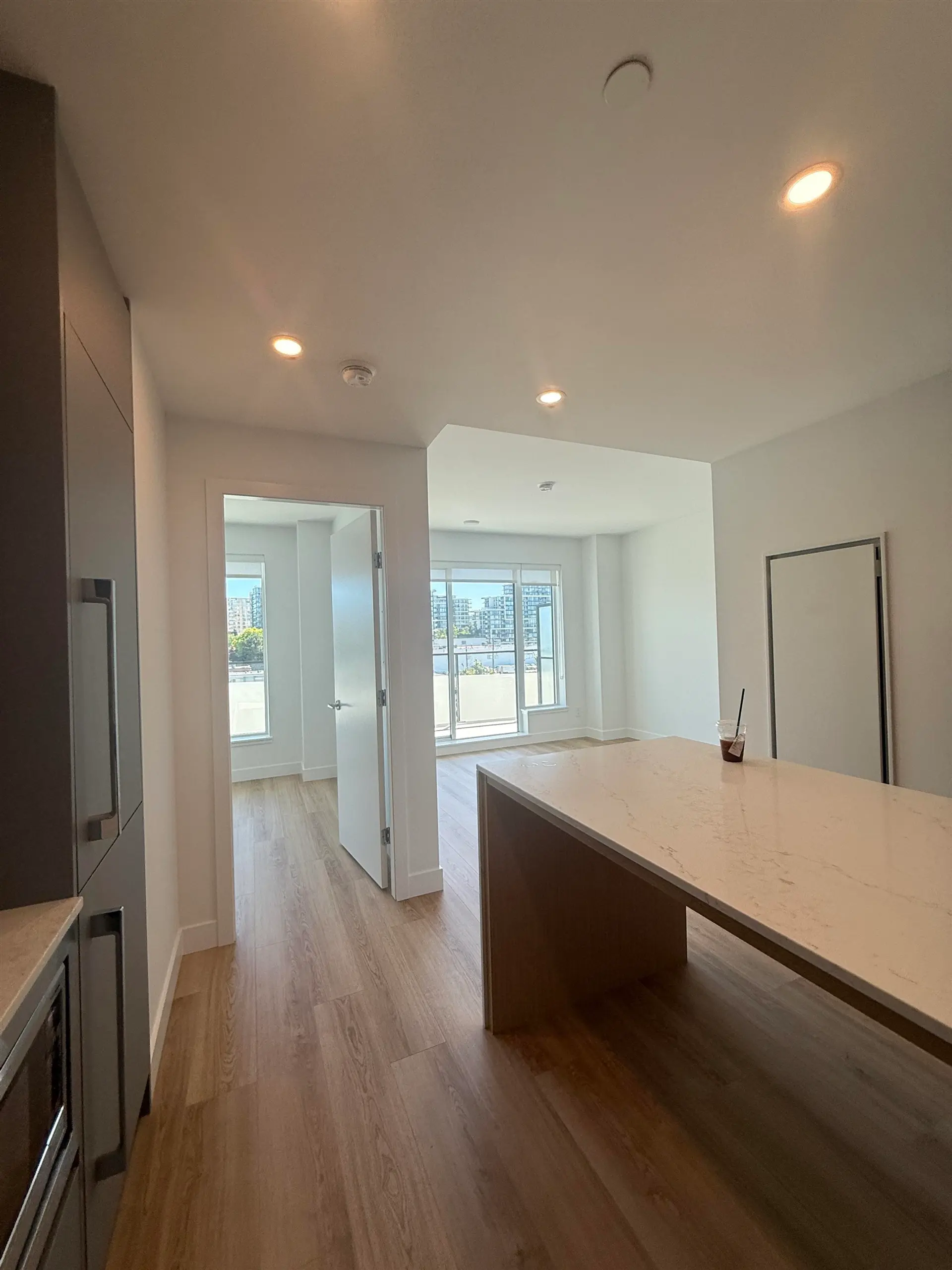 #505 7977 Lansdowne Road - Image 4