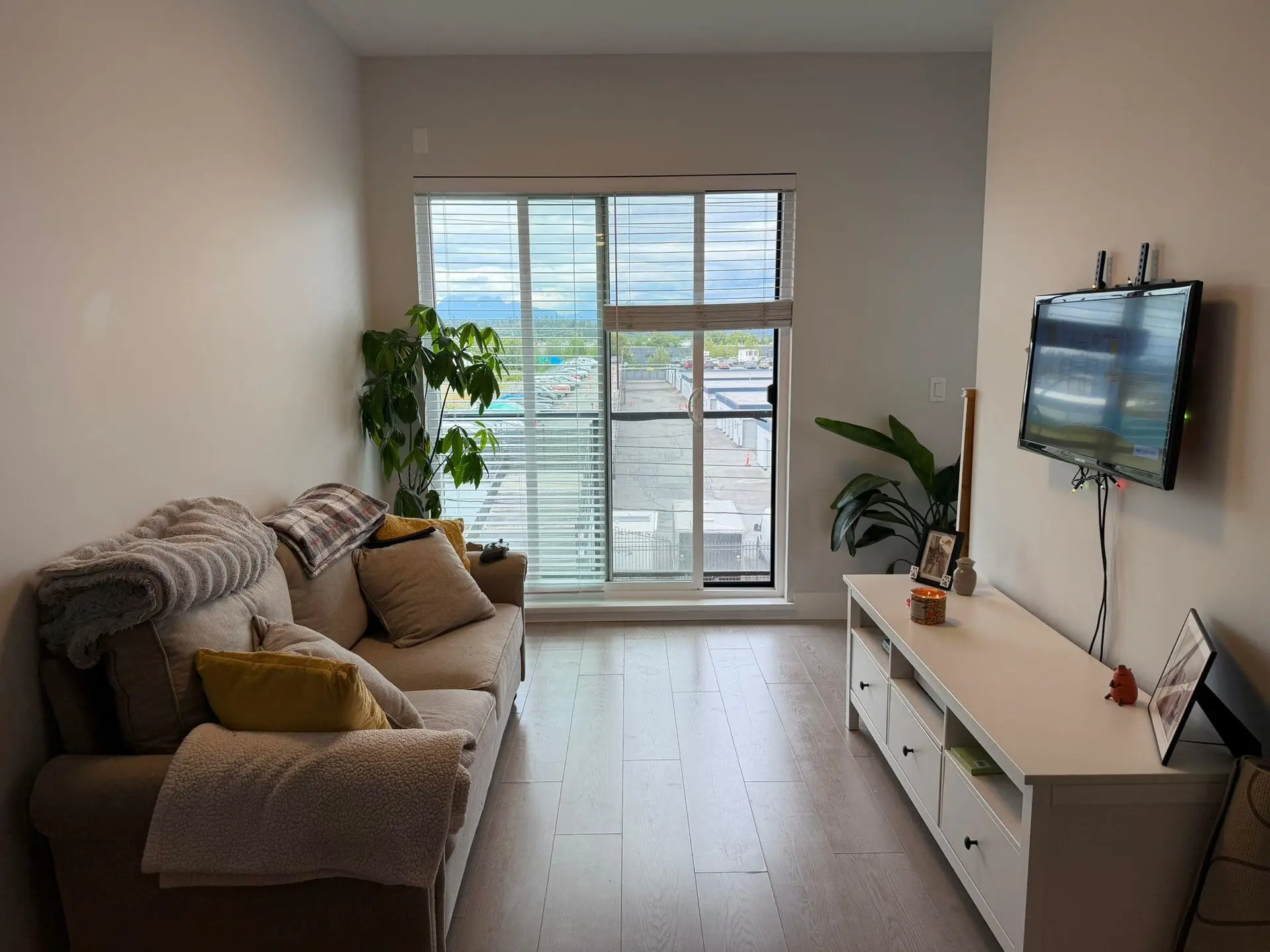 #317 20360 Logan Avenue - Image 4