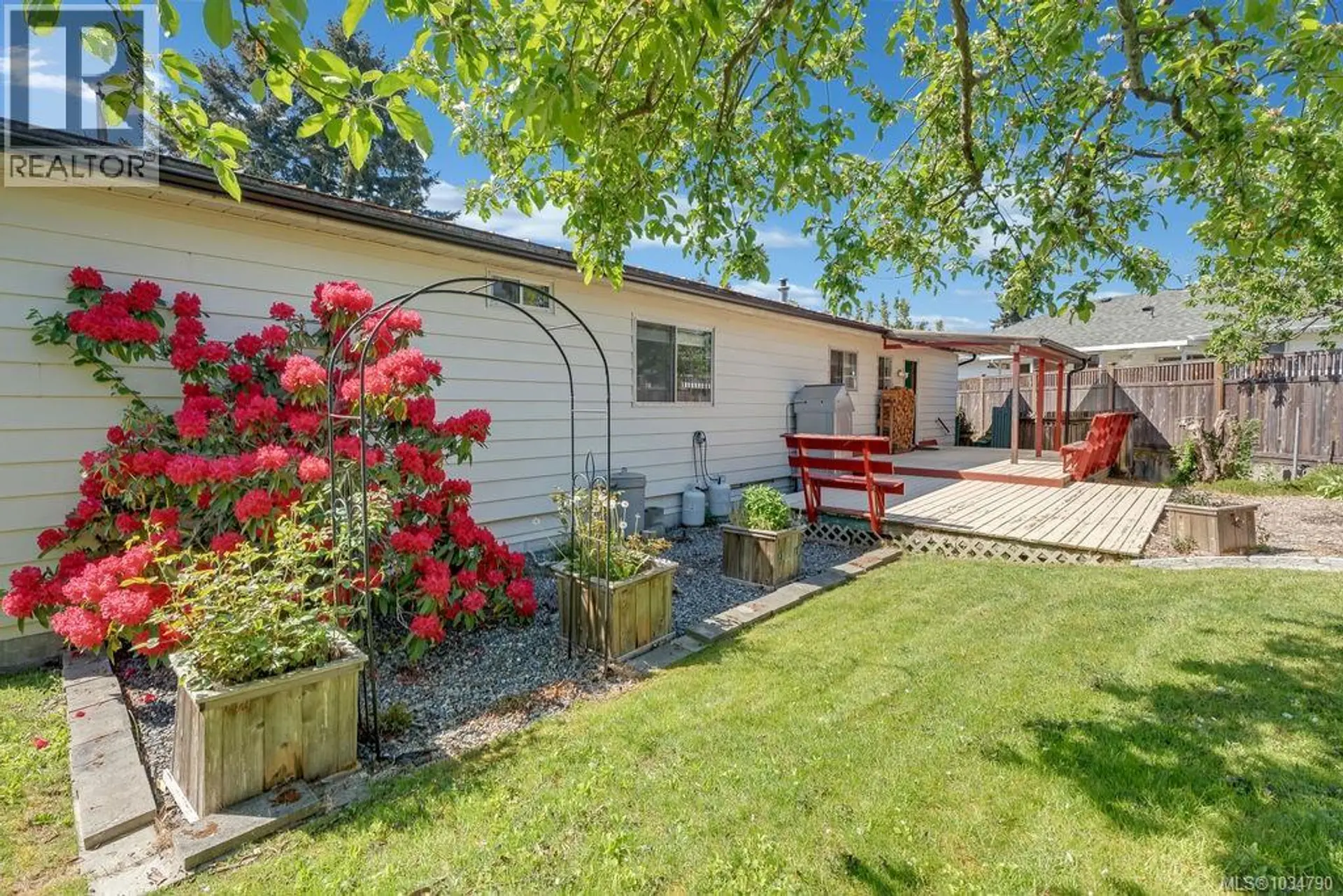 Property at 504 Wilrose Pl, Ladysmith, BC