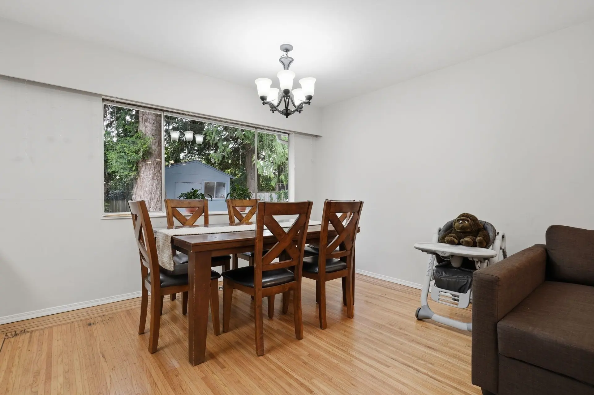 5857 16 Avenue - Image 14