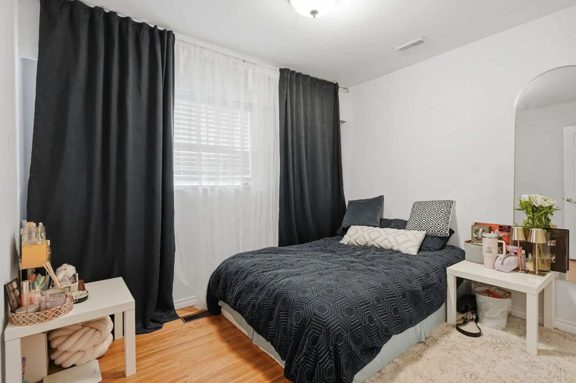 5857 16 Avenue - Image 15