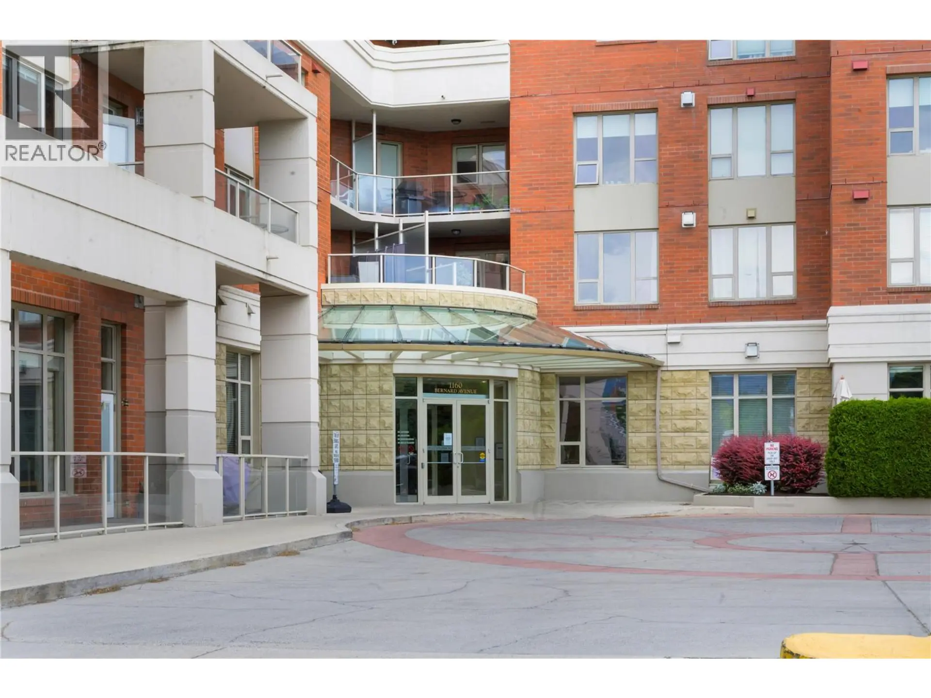 Property at #1008 1160 Bernard Avenue, Kelowna, BC