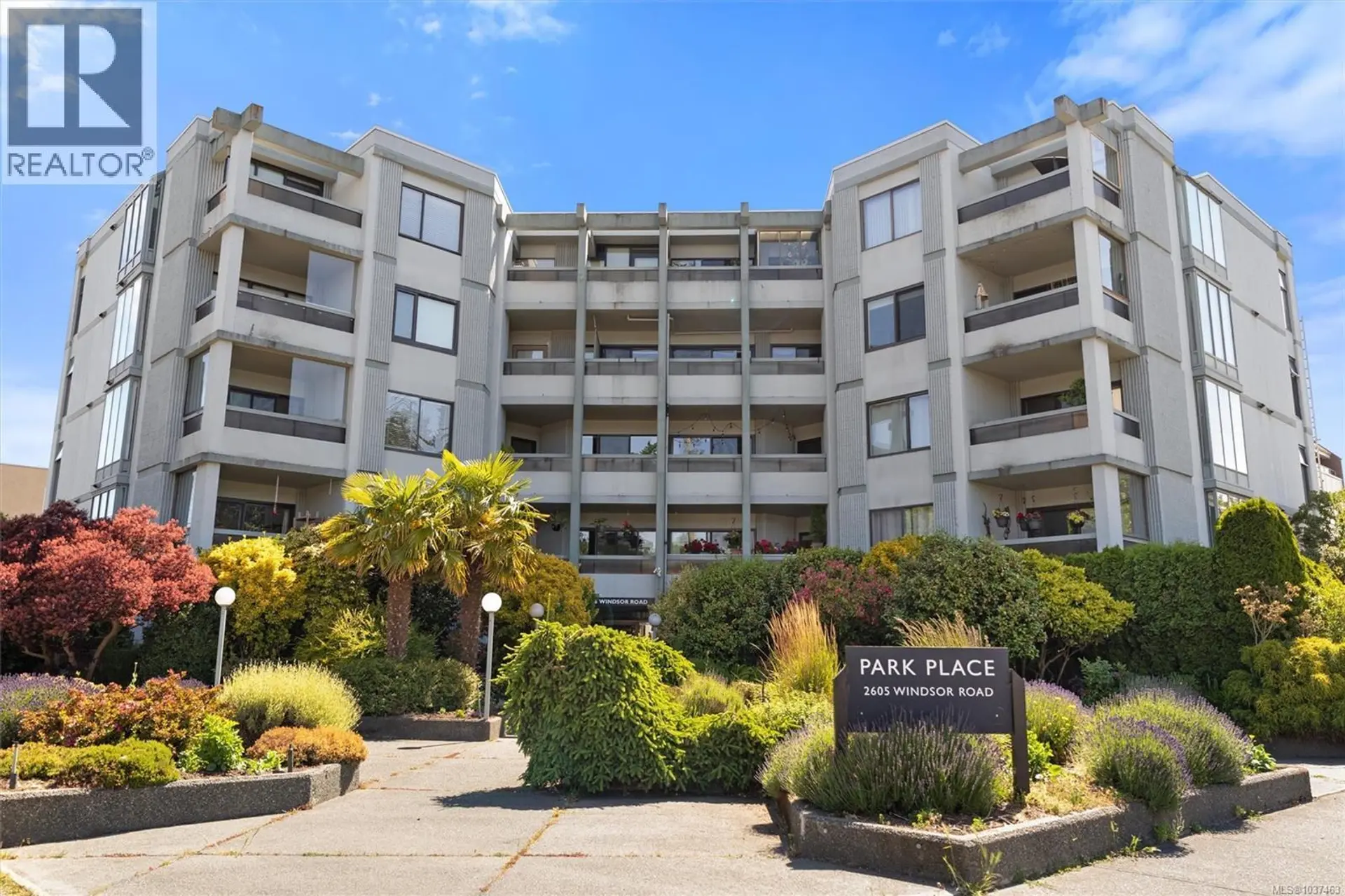 Property at #402 2605 Windsor Rd, Oak Bay, BC