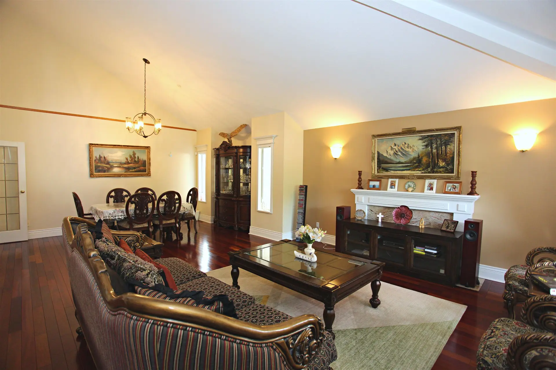 8265 148b Street - Image 4