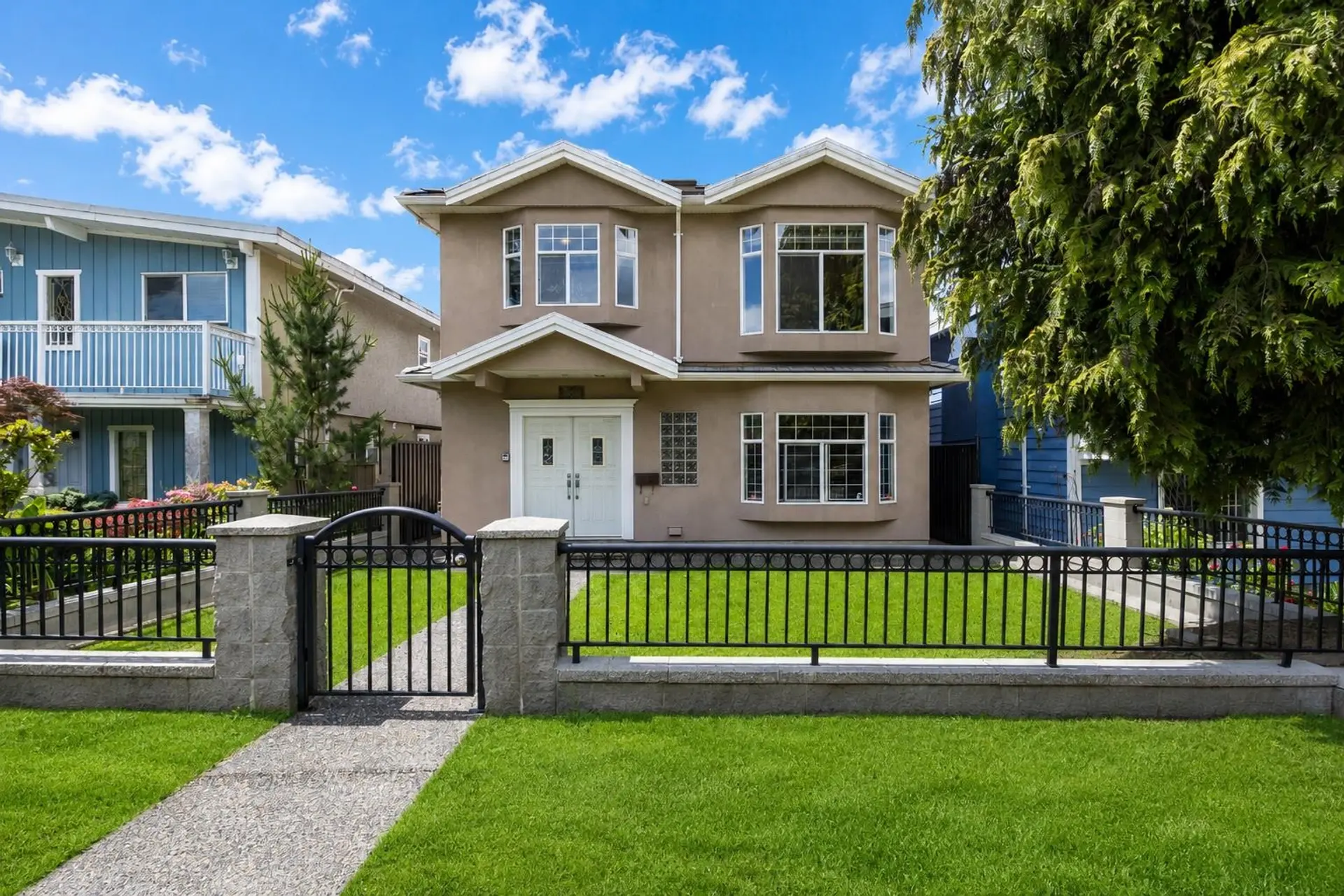 Property at 3281 Renfrew Street, Vancouver, BC