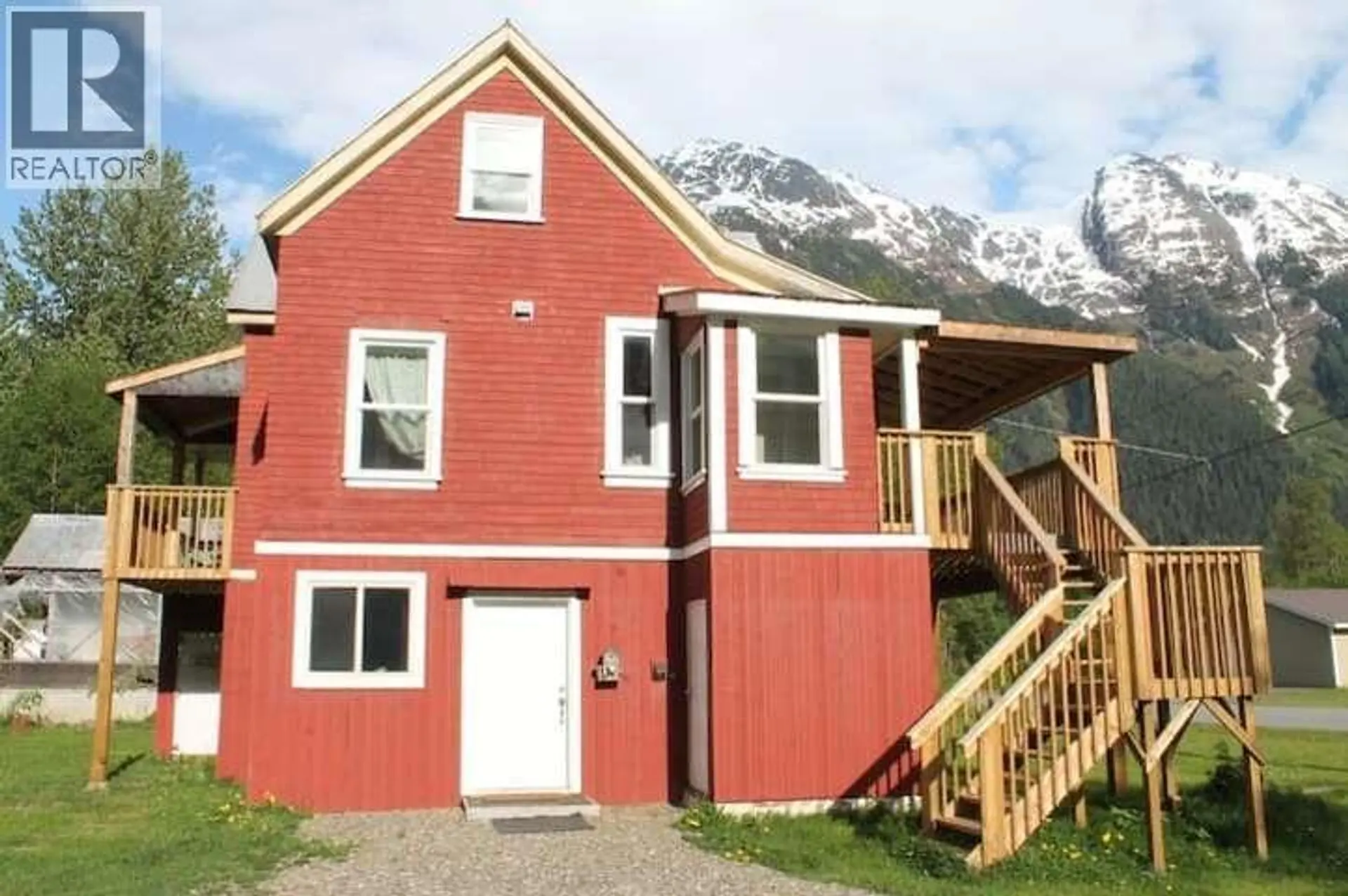 301 8TH AVENUE - Image 11