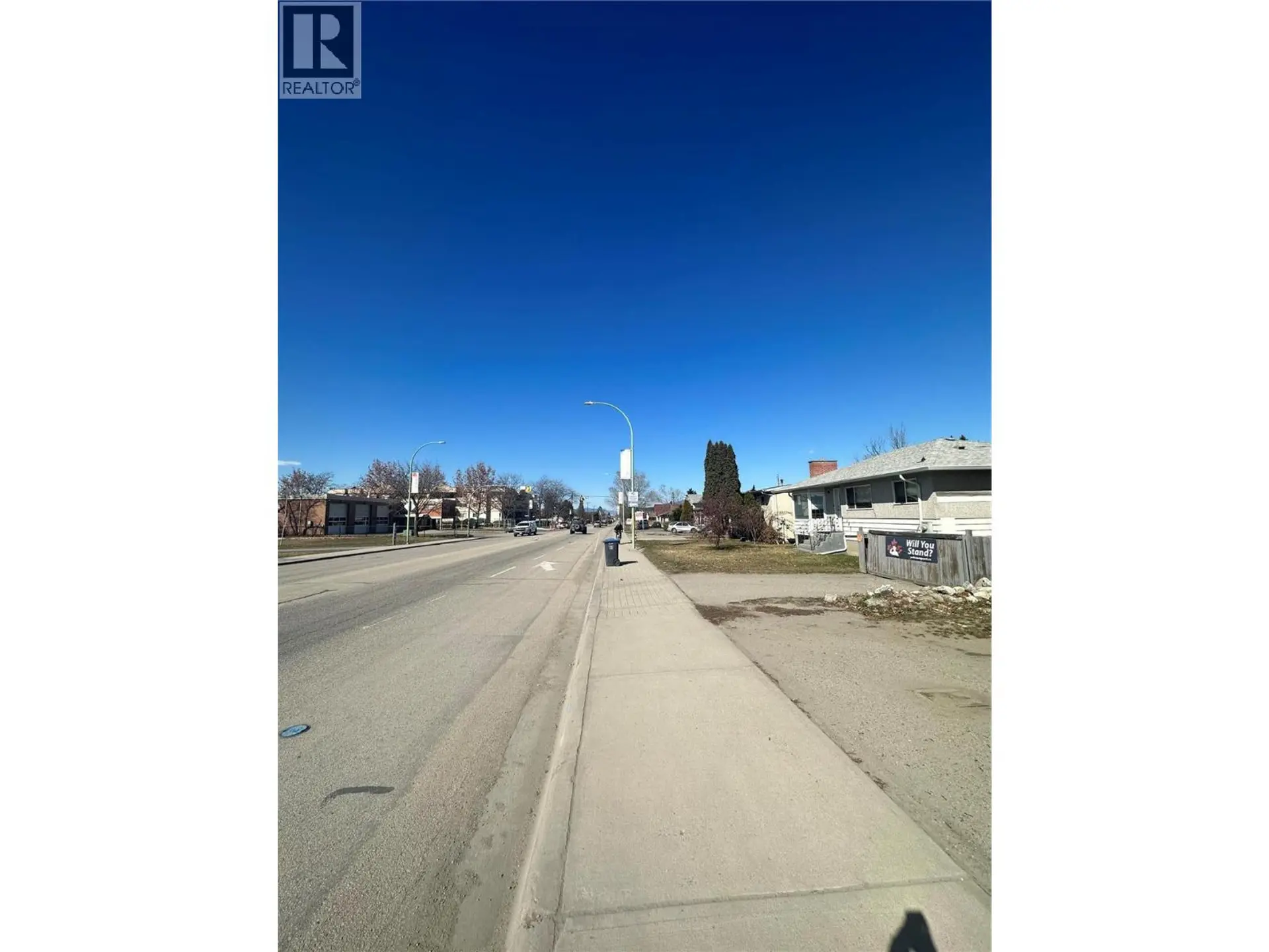 275 Rutland Road N - Image 2