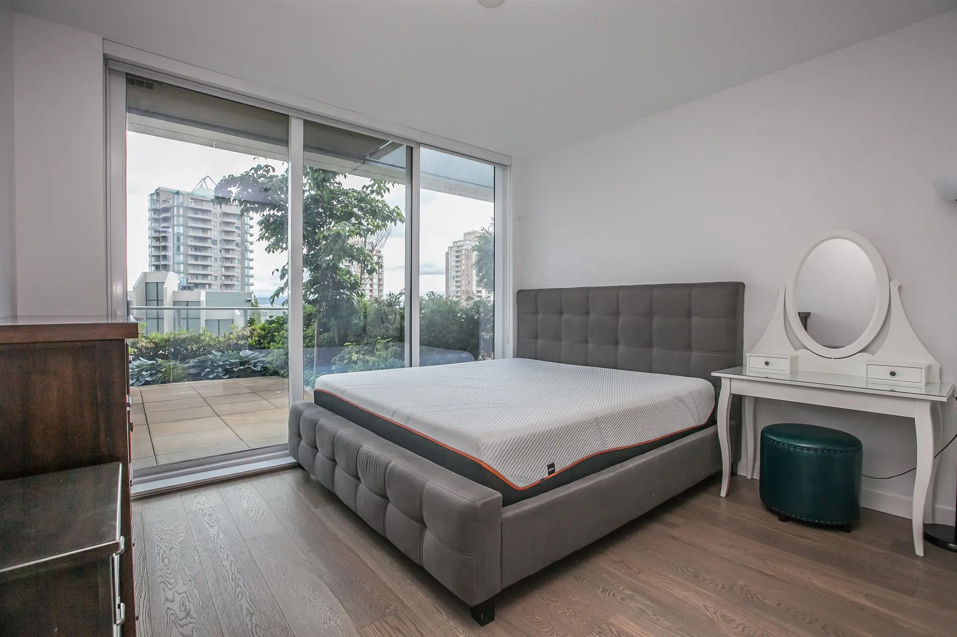 #406 6000 McKay Avenue - Image 9