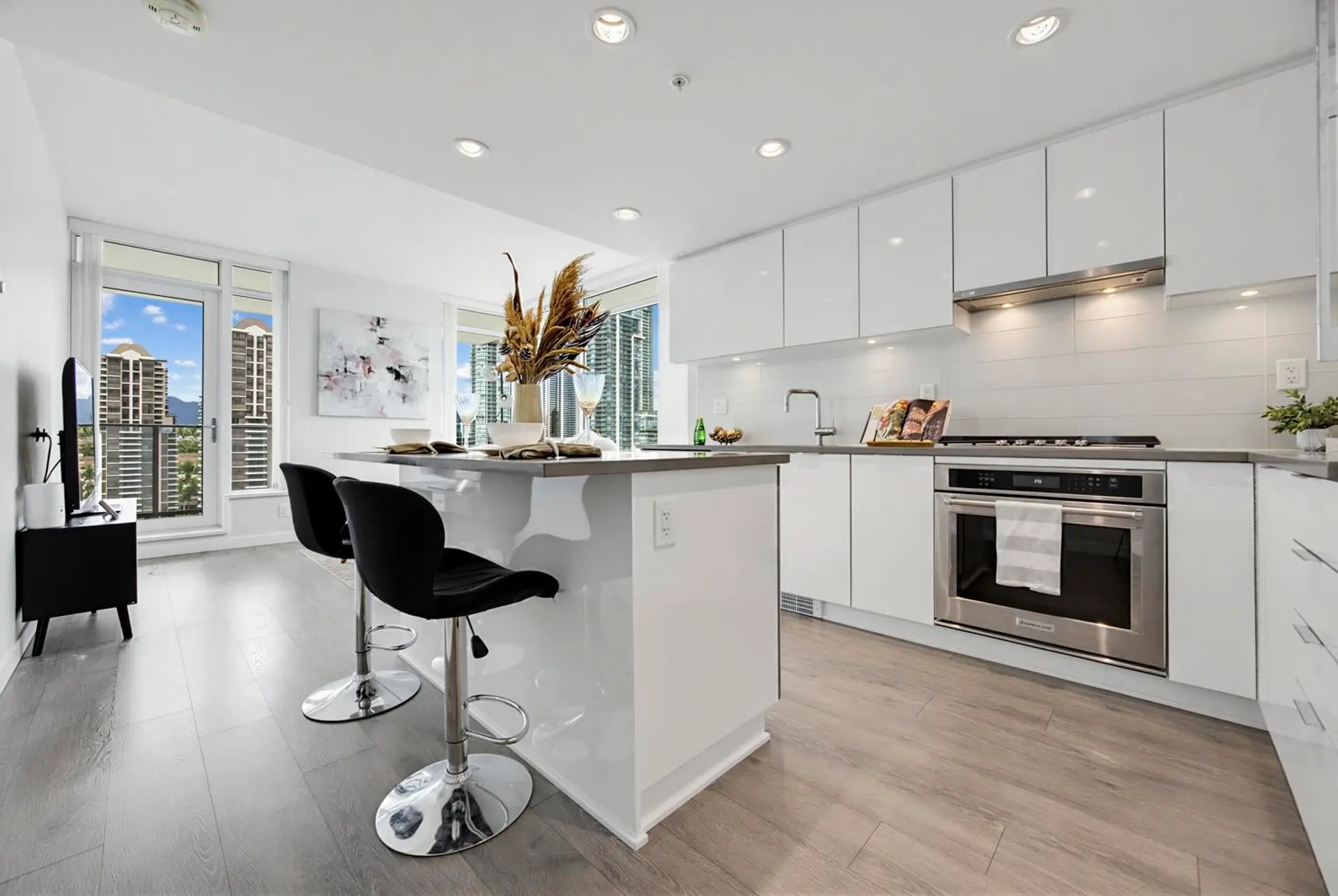 Property at #1908 2388 Madison Avenue, Burnaby, BC