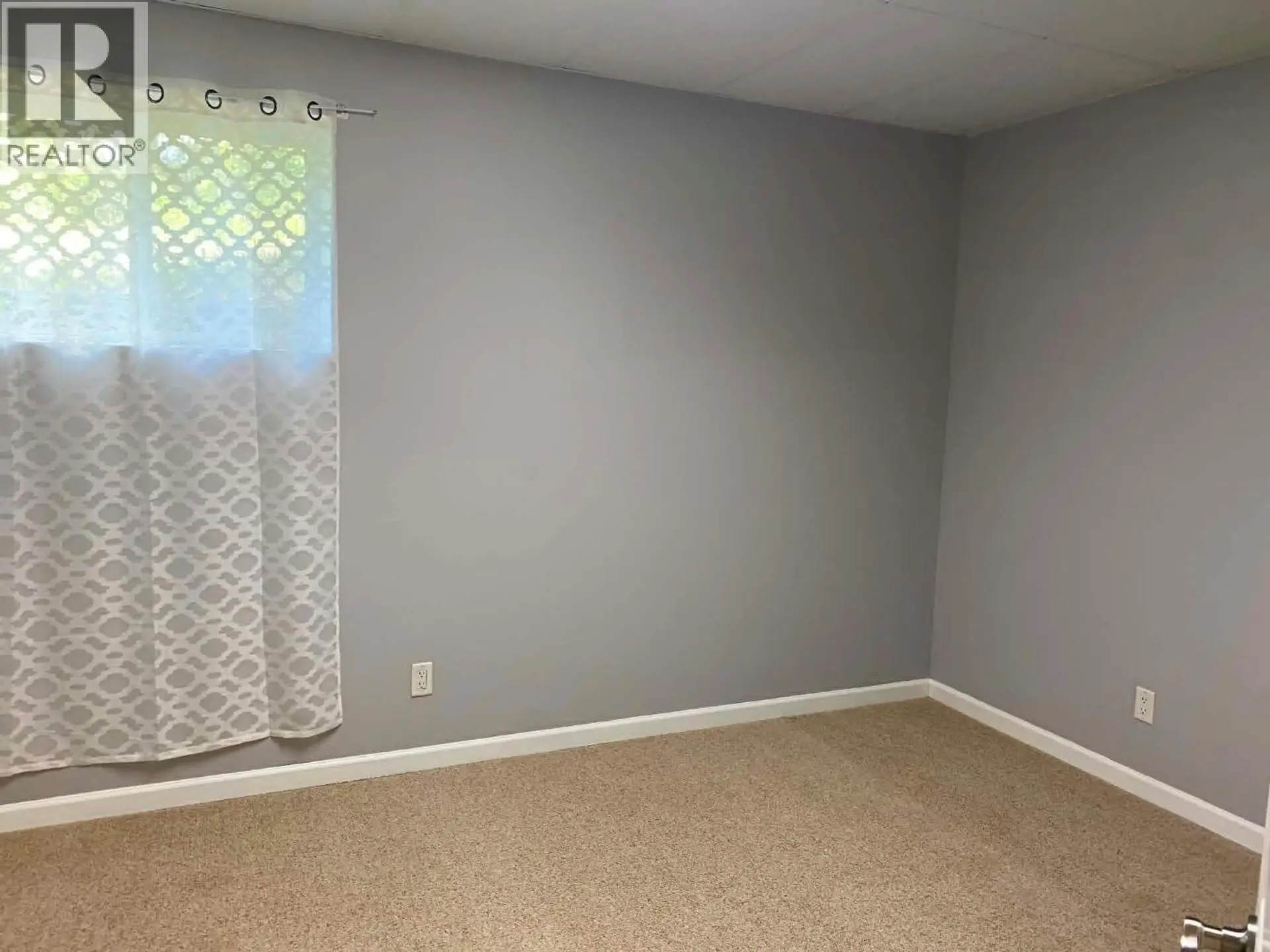 5404 Hillside Avenue - Image 13