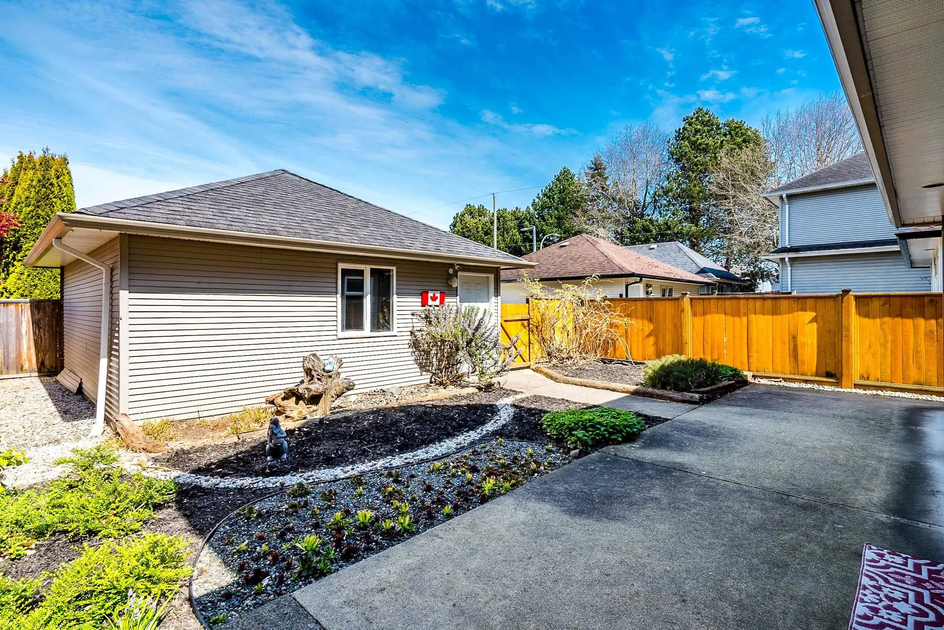3933 Garry Street - Image 7
