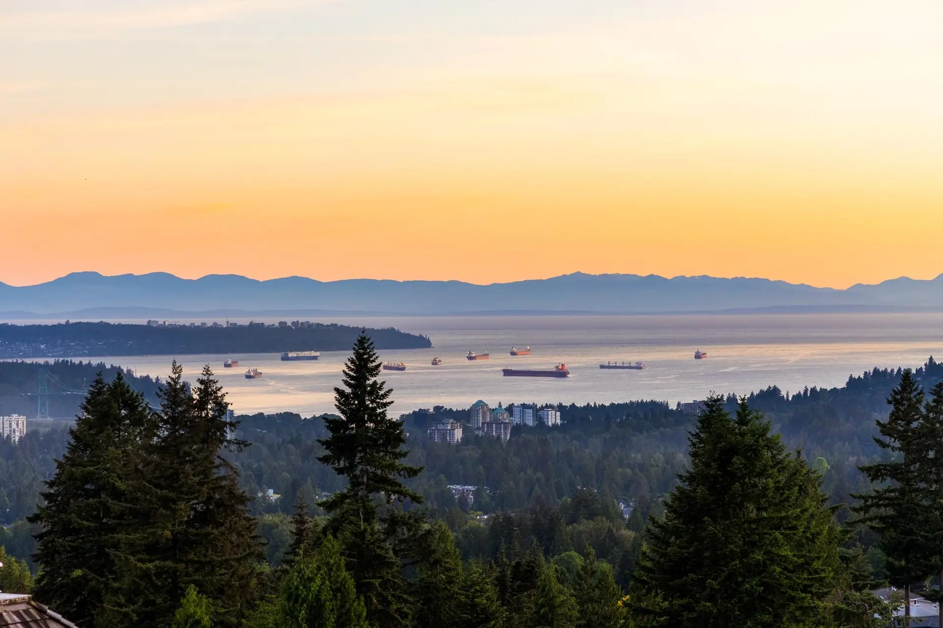 Property at 4350 Starlight Way, North Vancouver, BC