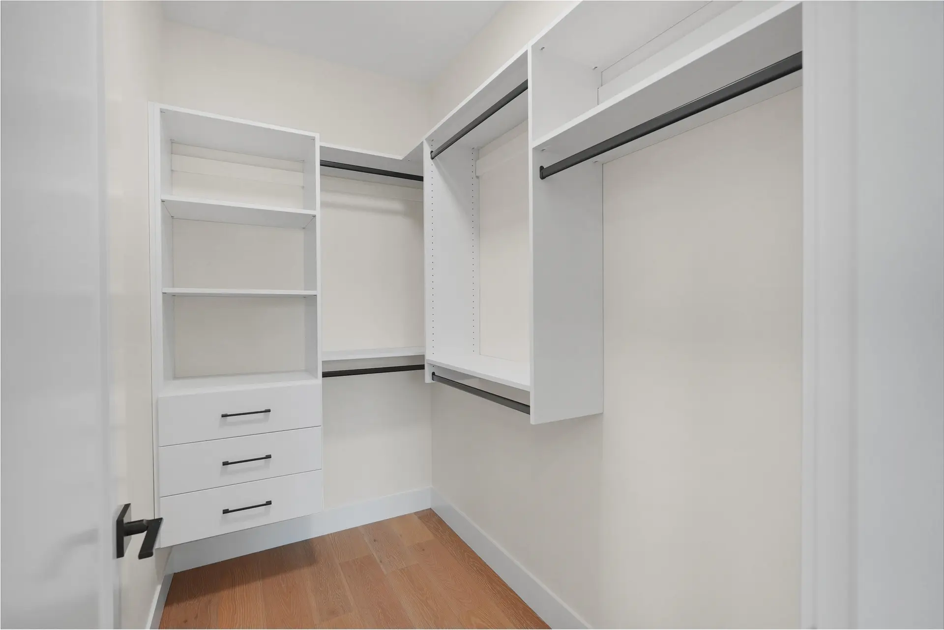 #103 901 Edgar Avenue - Image 11